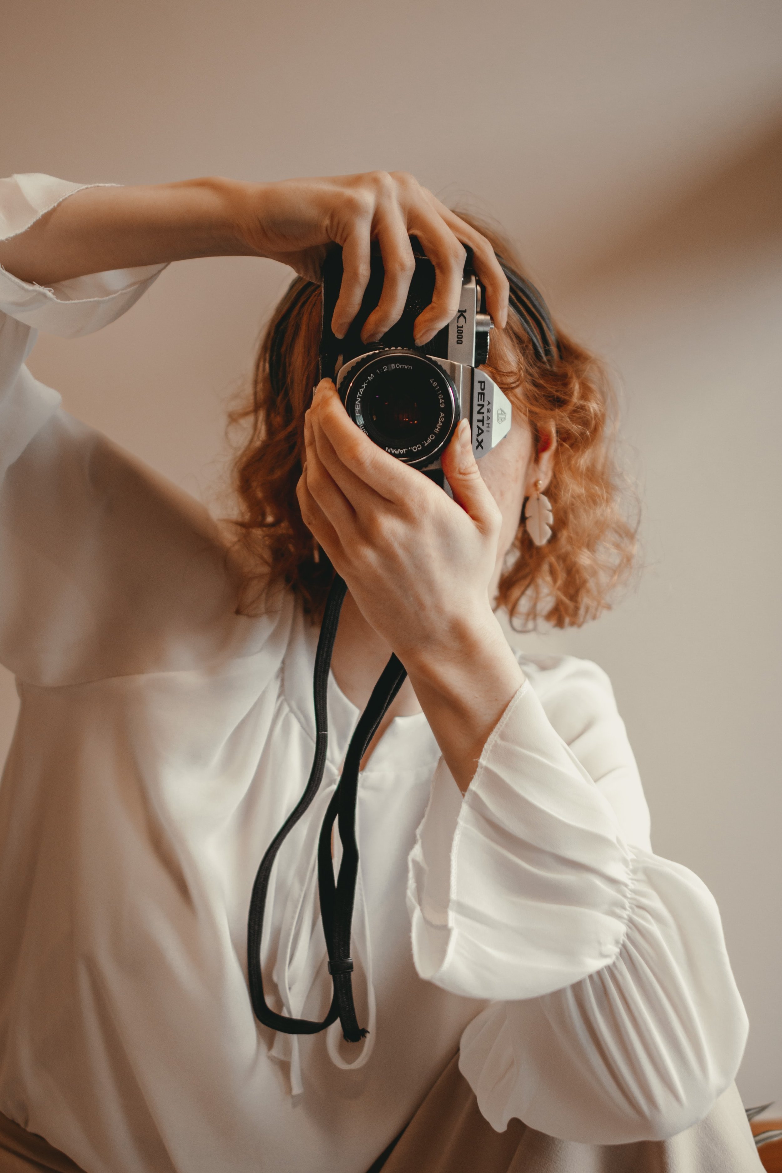 nora-hutton-Eeq4mlq7Ah4-unsplash.jpg