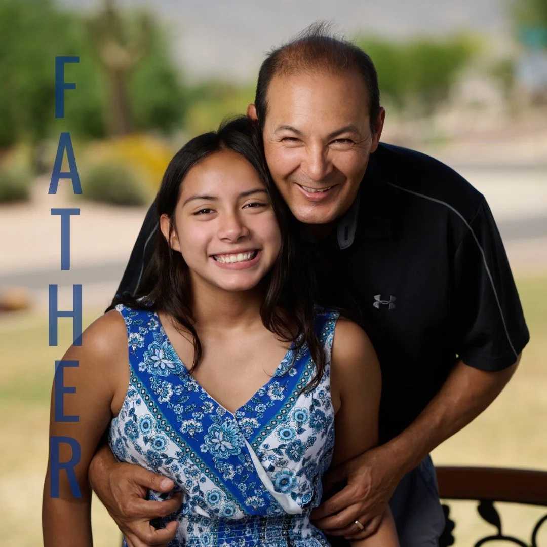 💙 The best Father's Day gift isn't something you wrap.

It's a moment.
A memory.
A portrait he'll treasure forever.

Father's Day Portrait Sessions are now booking. Let's create images that celebrate the incredible dads in your life.

📍 Litchfield 