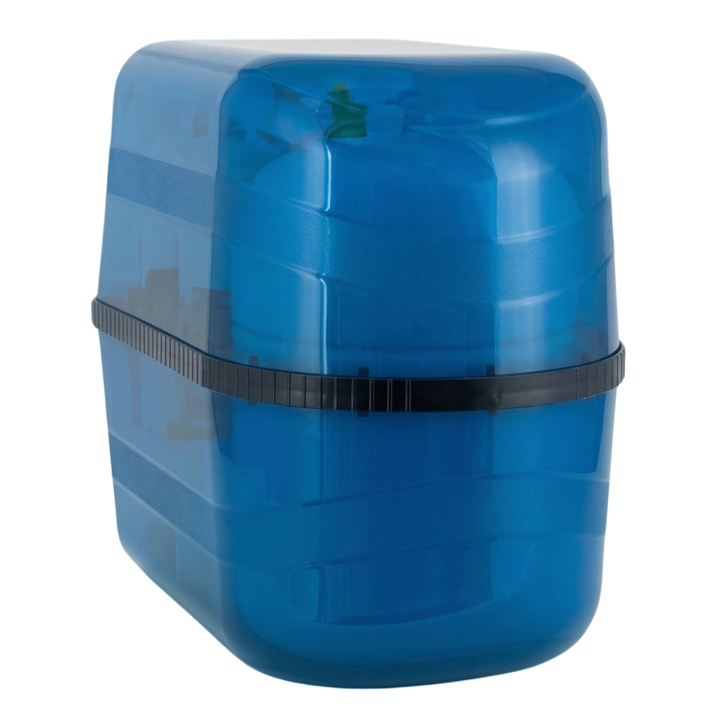 GSRO inline su arıtma cihazı mavi şeffaf koruyucu kabin kapağı kapalı hali – tezgah altı kompakt tasarım siyah arka plan ürün görseli