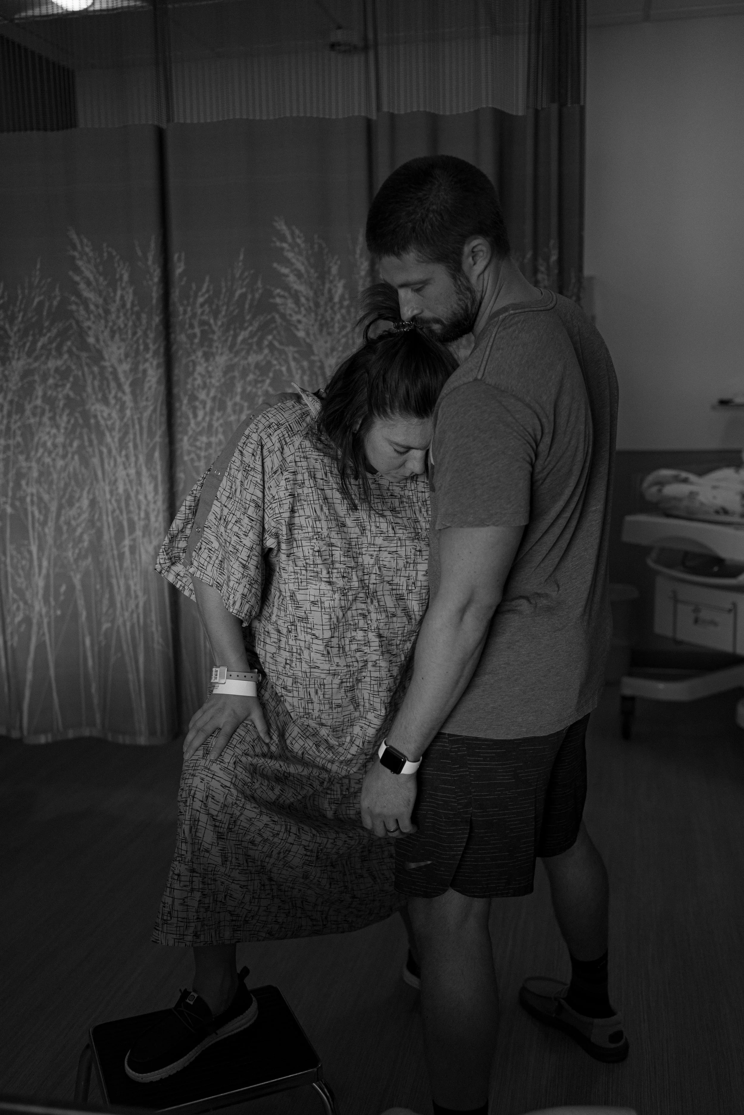 What Active Labor Actually Feels Like &amp; What’s Happening Inside