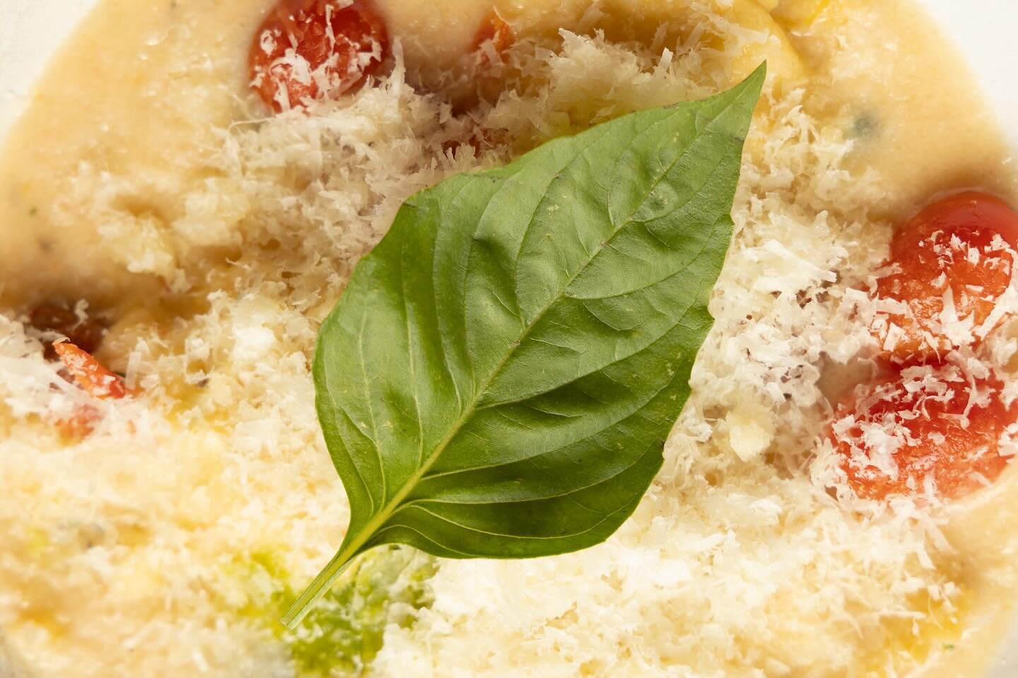 Ravioli de Ricotta con toda la frescura de sus ingredientes  #pasta #restauranteitaliano #cdmx