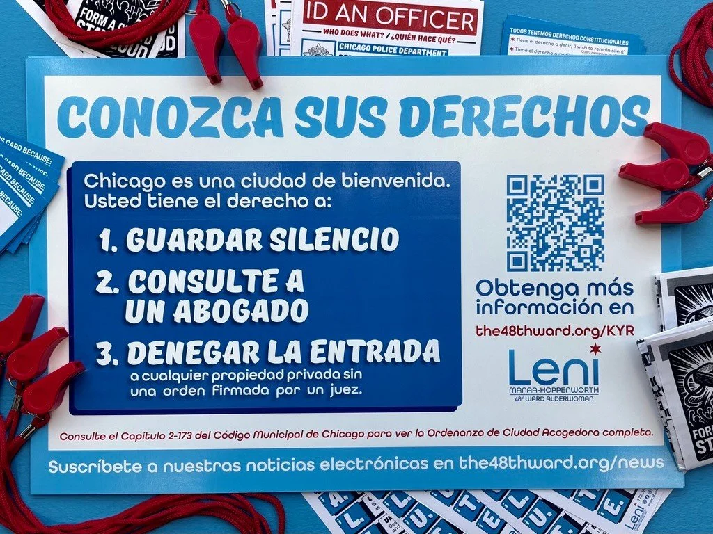 conozca sus derechos or know your rights window sign with whistles and other related resources on a blue background