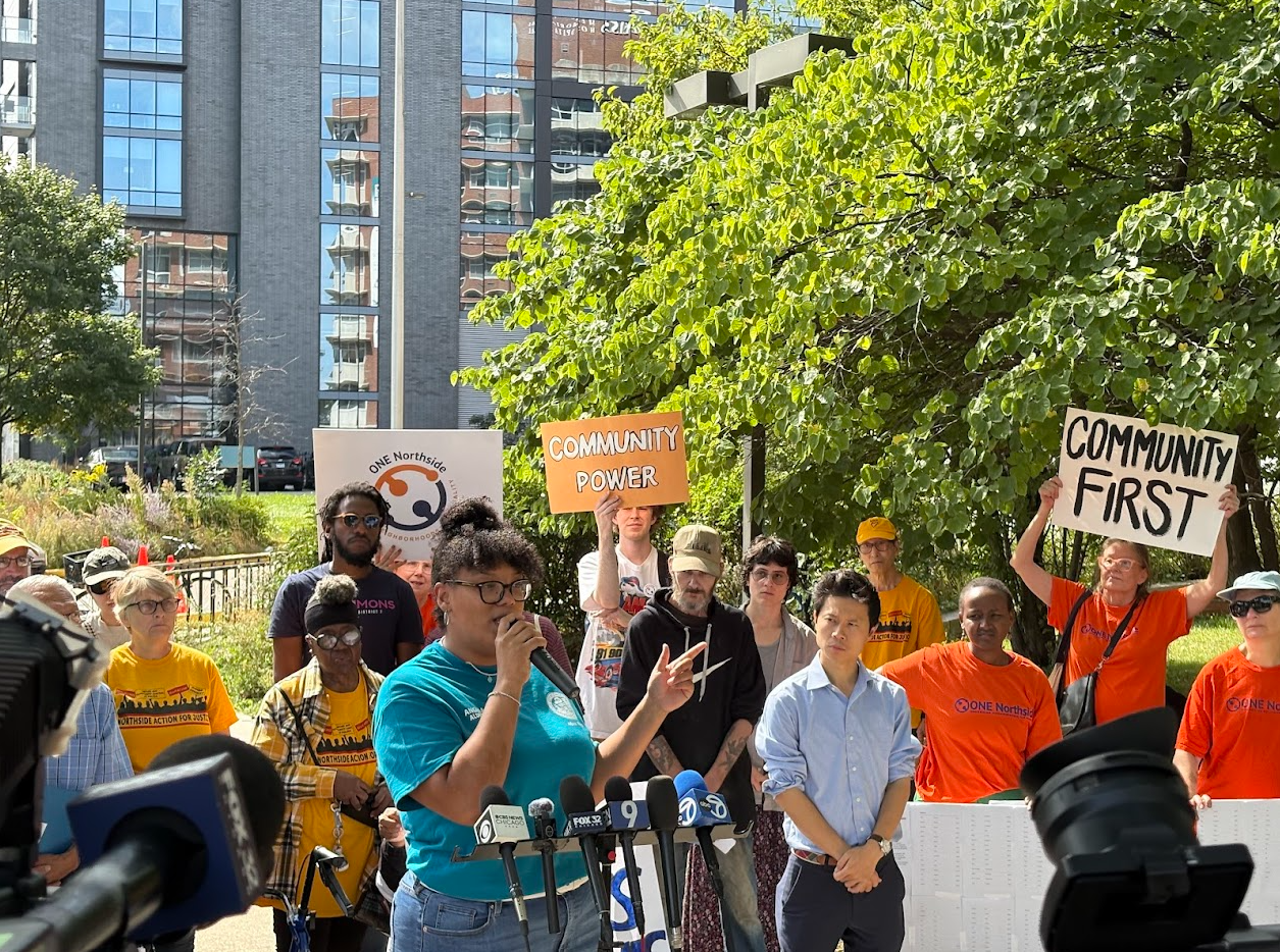 Ald. Manaa-Hoppenworth Signs Letter Advocating For Weiss Hospital to Remain Open