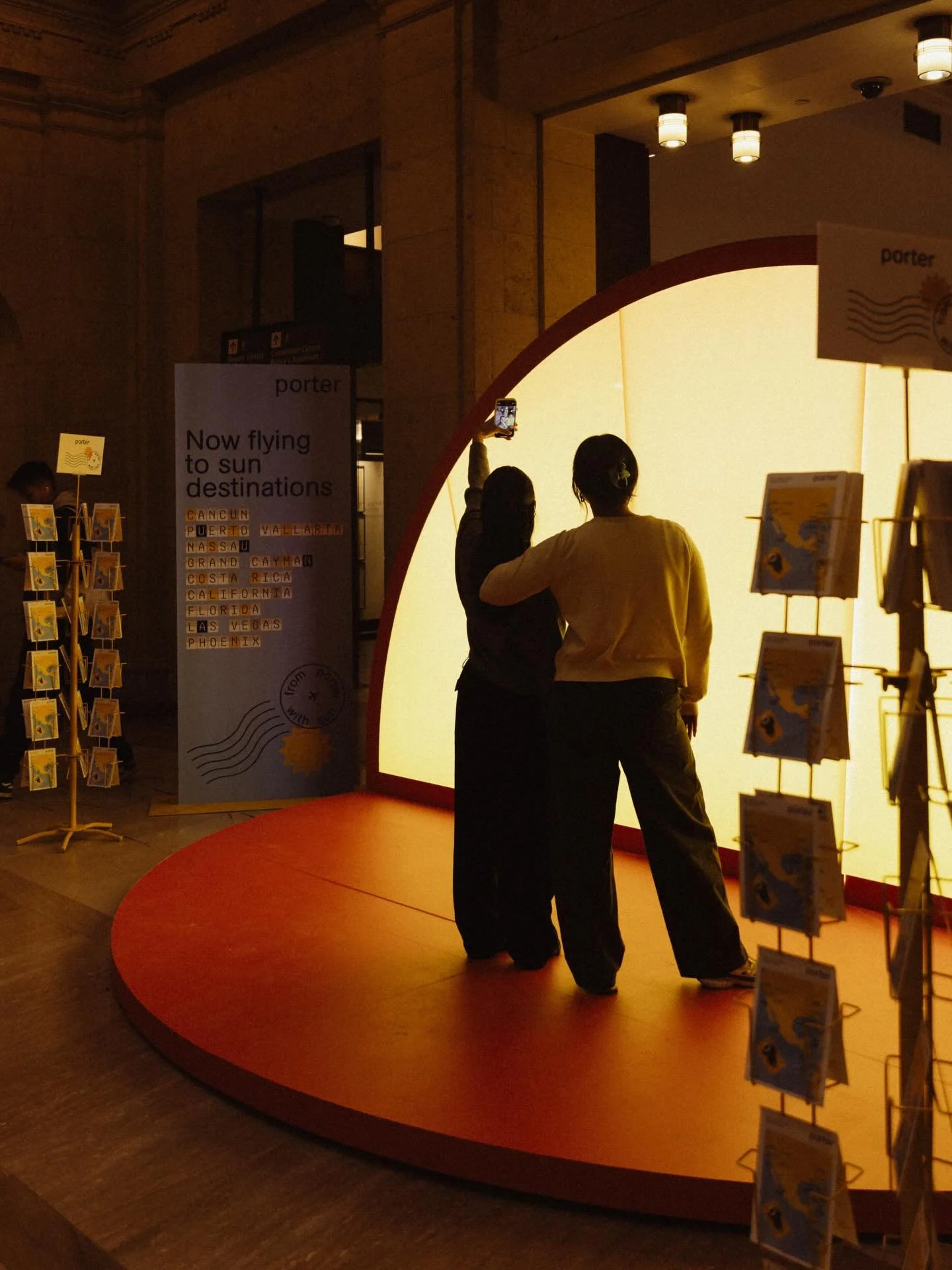 soaking up the sun with @porterairlines 

photography by @anthonyorrico_