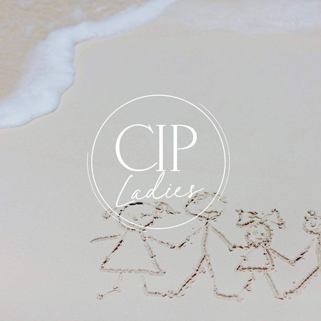 Did you know? Drawing in the sand isn't just a fun family activity. It's also therapeutic! The tactile sensation of sand helps to calm the mind, while the act of drawing boosts creativity and spatial awareness. Next time you're at the beach, try sket