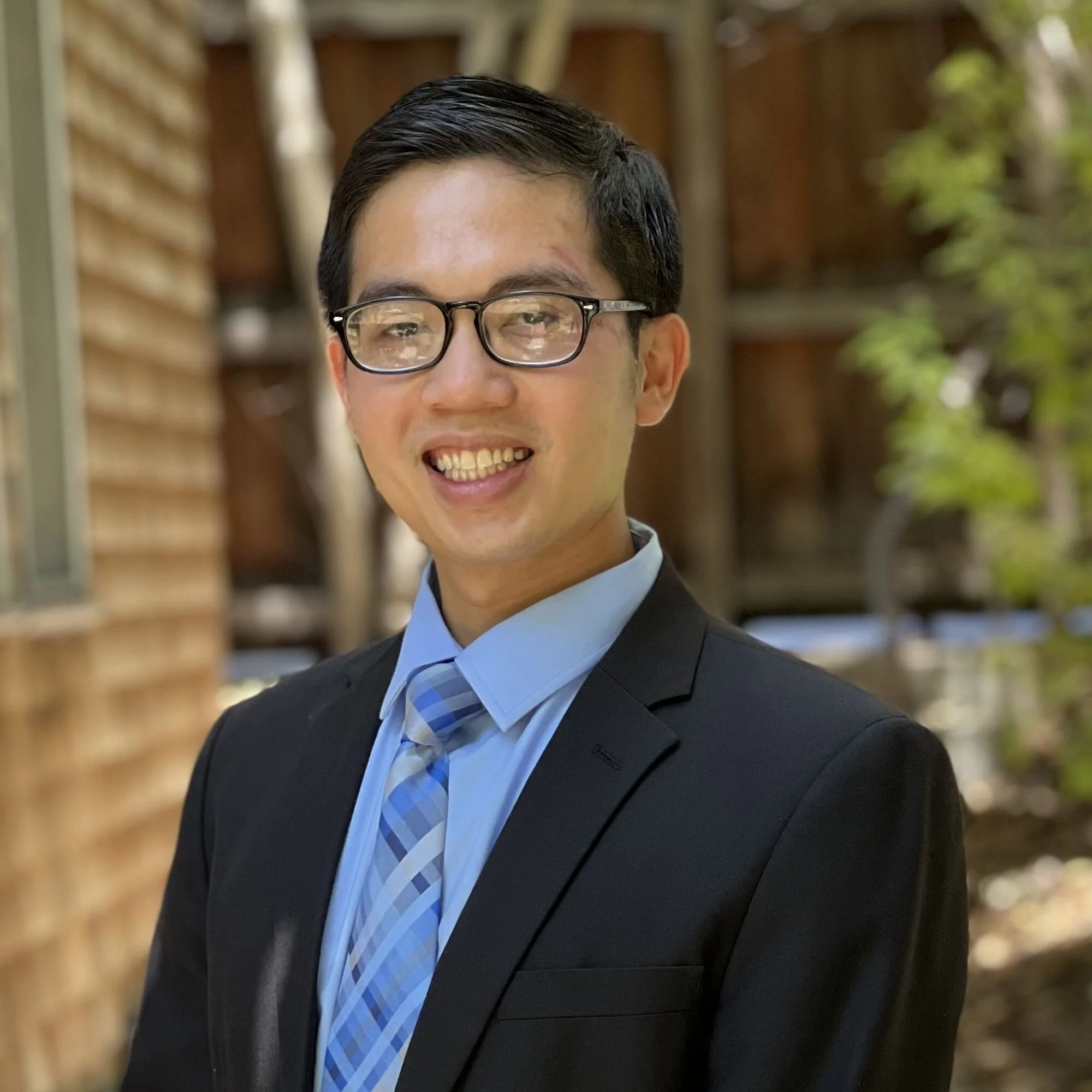 Minh Pham_Headshot - Minh Phạm.jpg