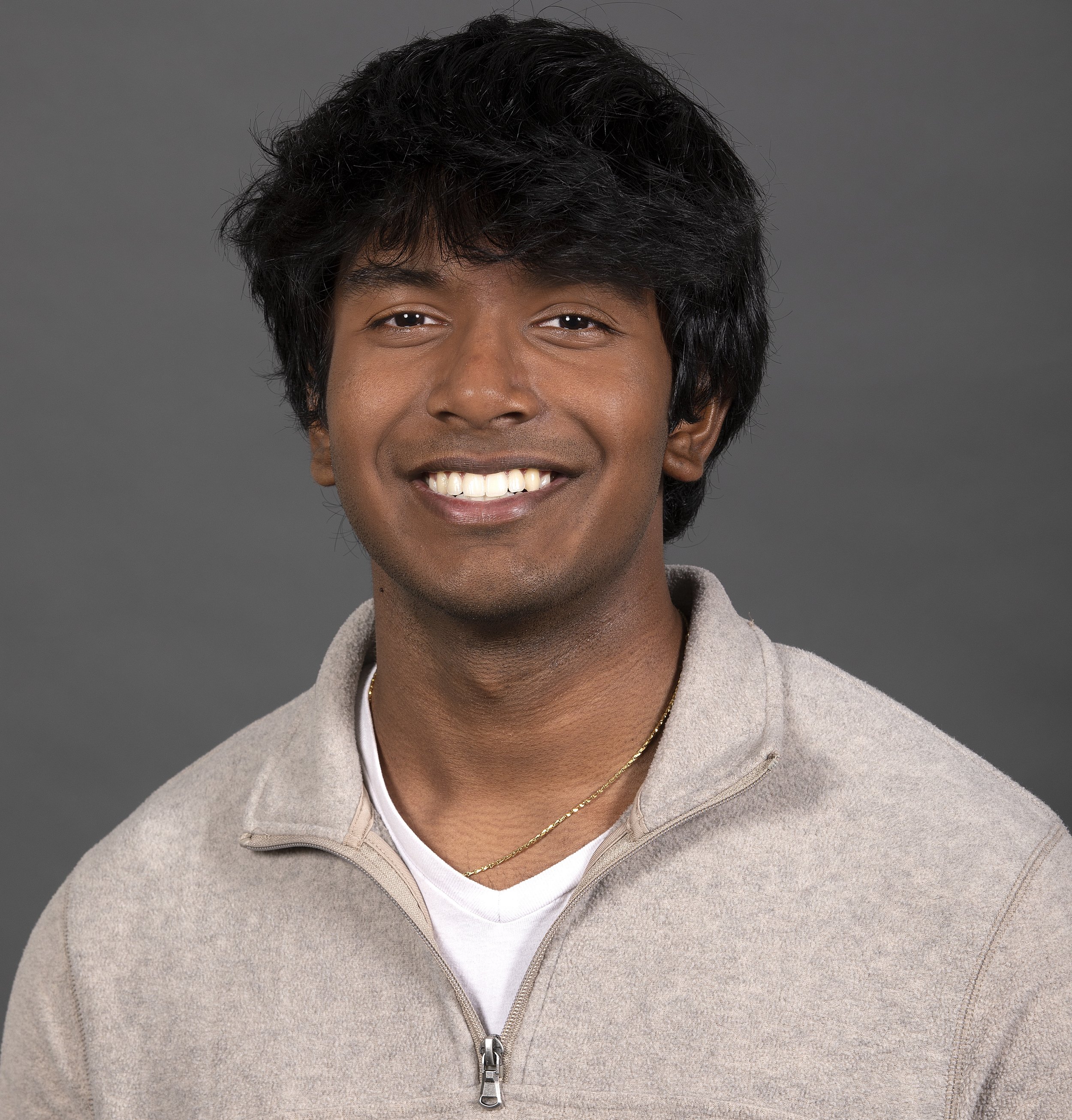 Suraj Headshot - Suraj Puvvadi.jpeg