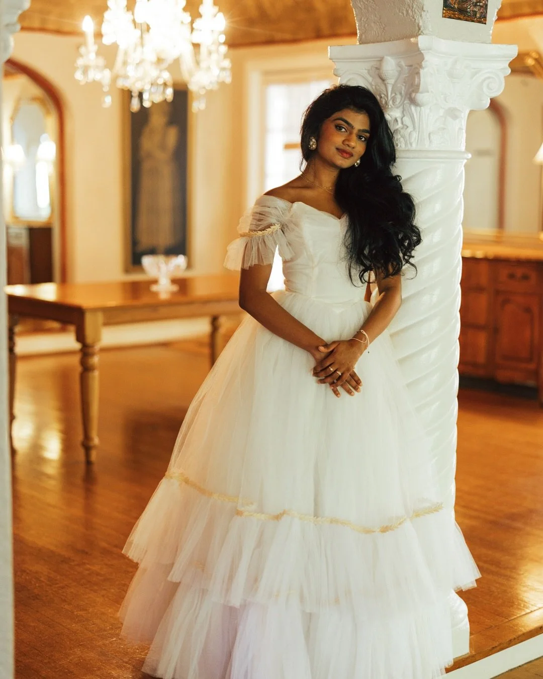 A celebration of vintage glamour and compassion. In the grandeur of our Great Room, @estellexamore’s dresses captivated every eye, while the event’s mission—benefiting Emmanuel House of Protection—reminded us why giving back i