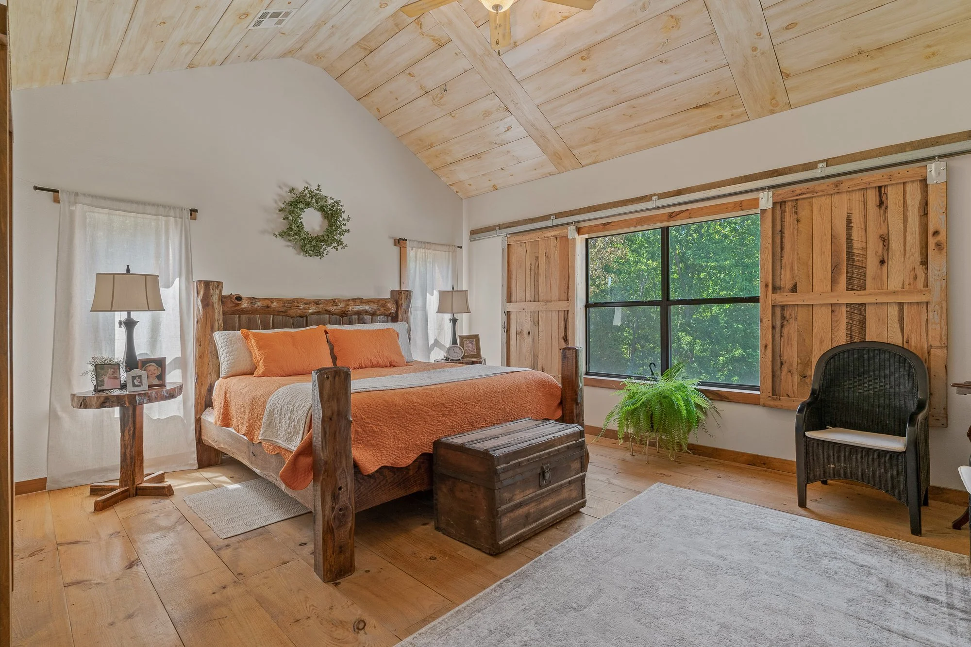 2133 S Farm Road 241-311.jpg
