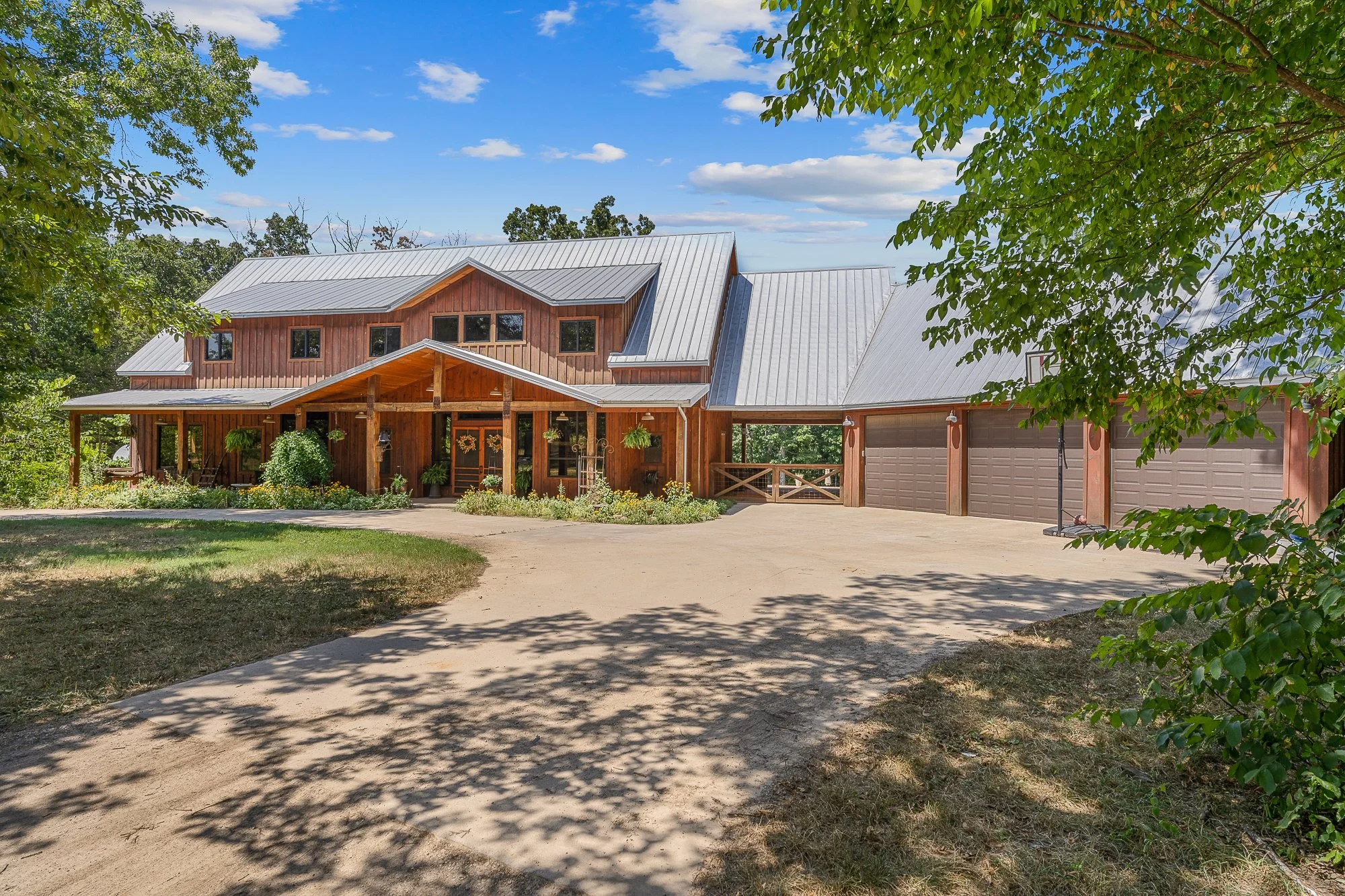 2133 S Farm Road 241-250.jpg