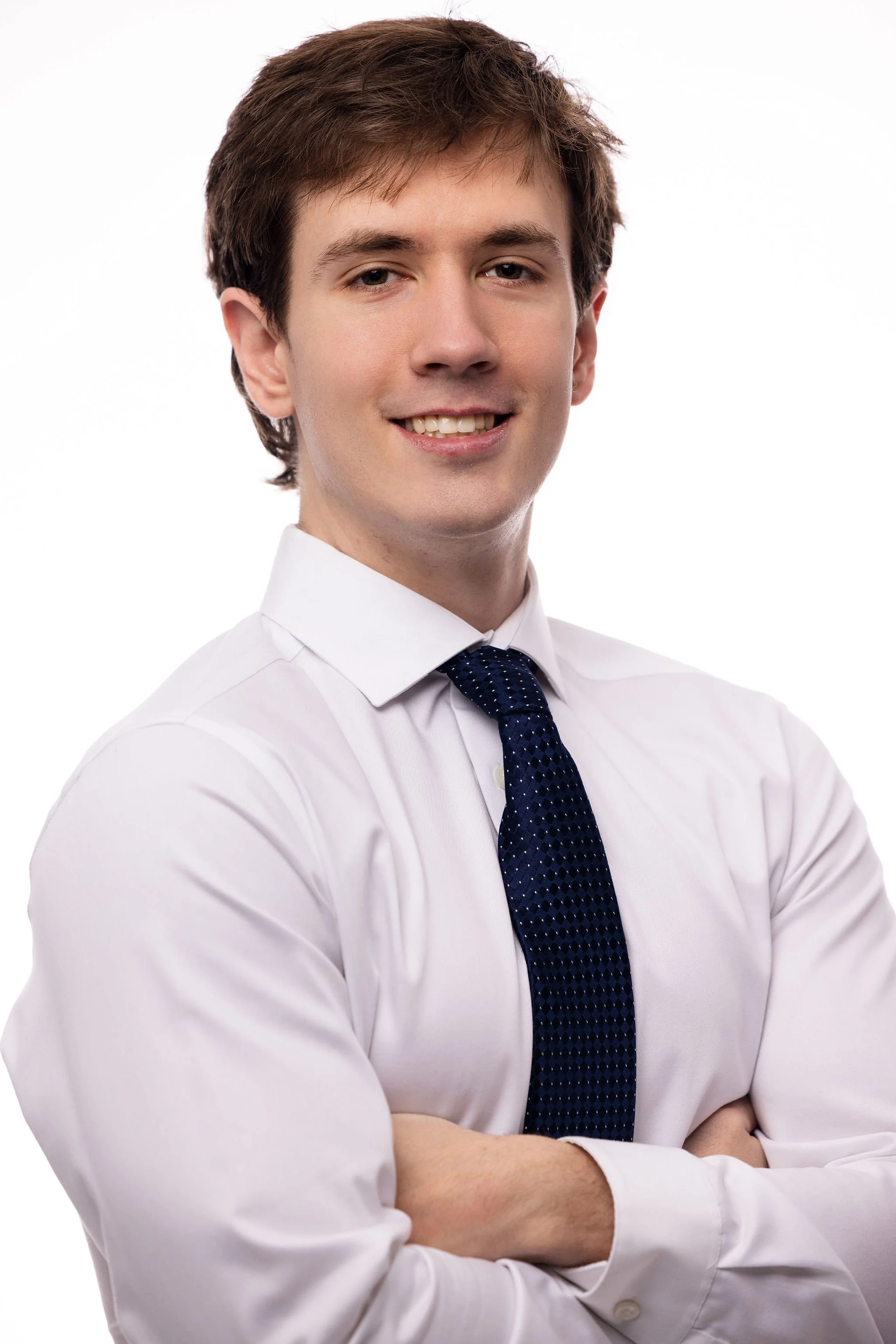 How to Dress for a Professional Headshot: A Complete Guide for Men and Women