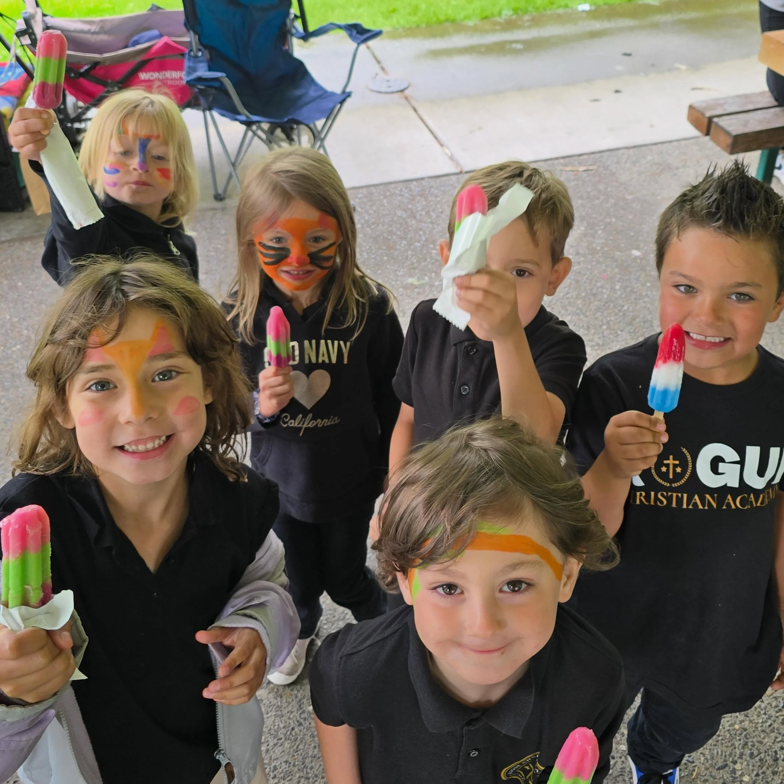 What a sweet and special day celebrating the end of kindergarten at Rogue Christian Academy! We had the best time at the park soaking up the sunshine, playing, laughing, and making memories to close out an incredible year.

From learning to read, gro