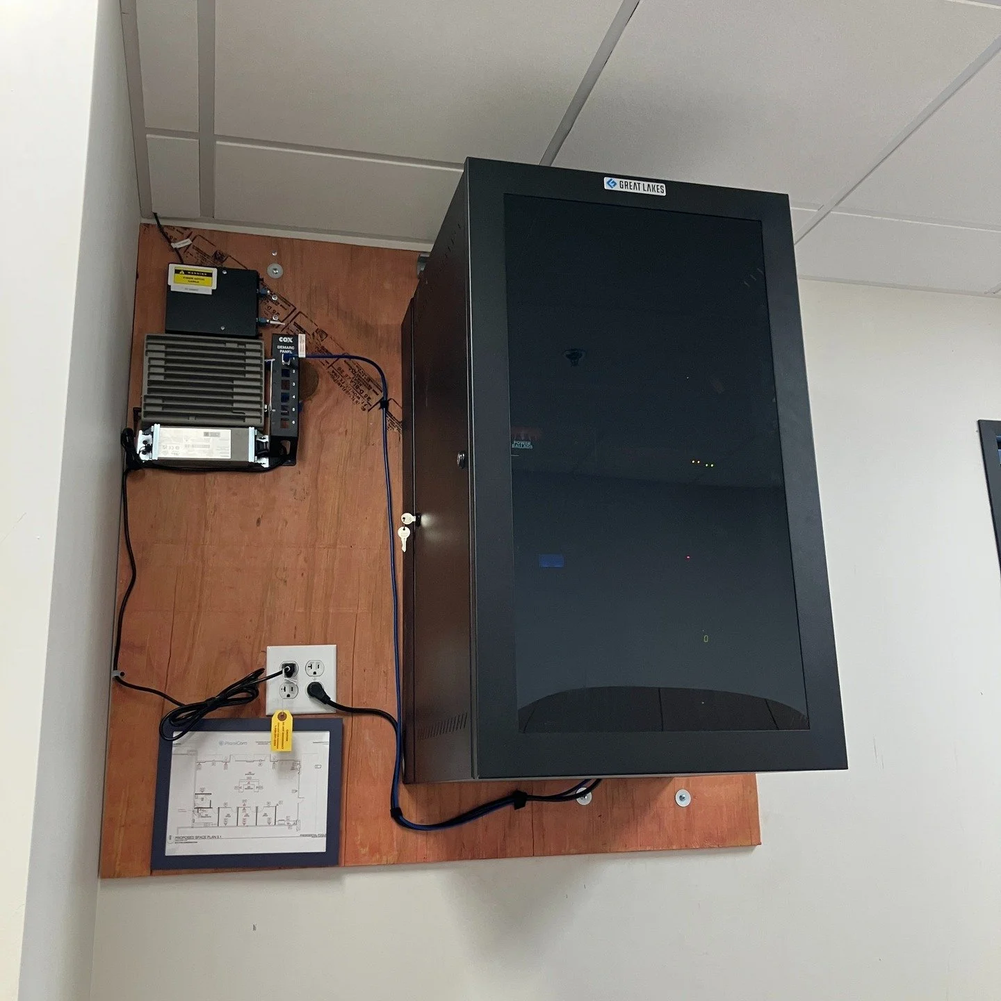 That's a job well done!

Recently installed network cabinet, speakers, TVs and cat6 drops for our lovely client. Thanks for trusting us with your cabling needs.