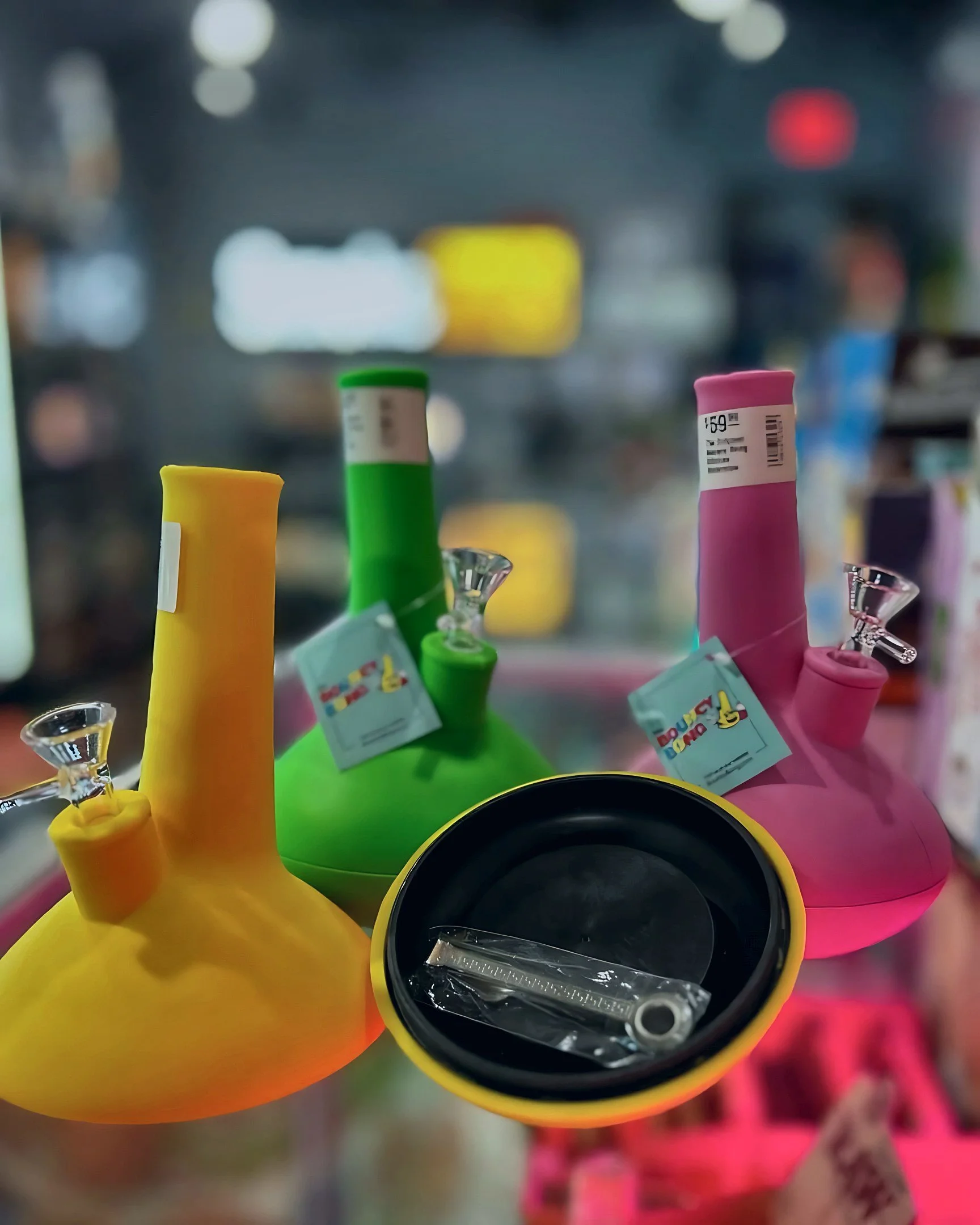 Silicone water pipes at Smoke Hub Tinley Park