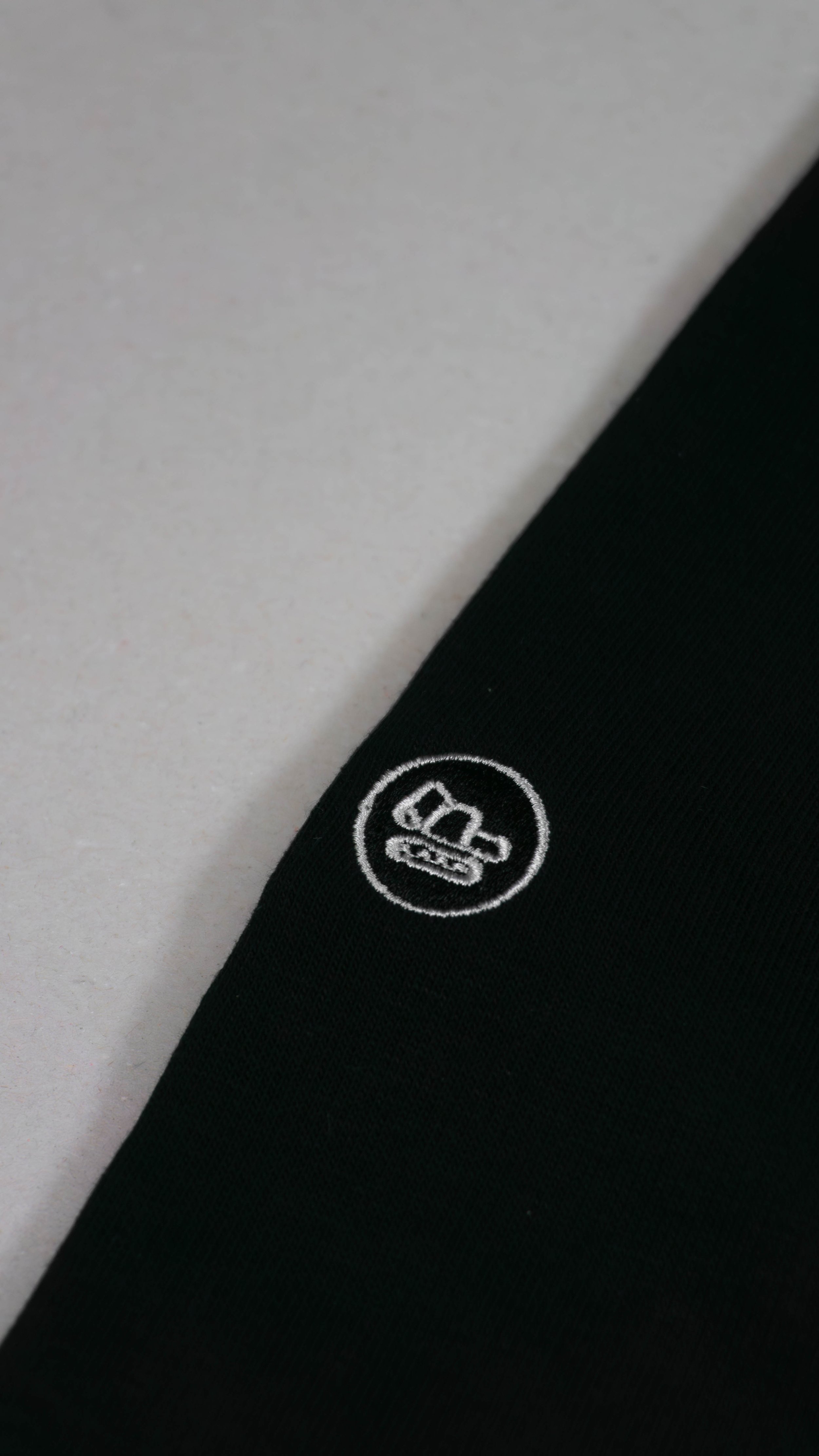 longslief_patchwork_black_ds1.jpg