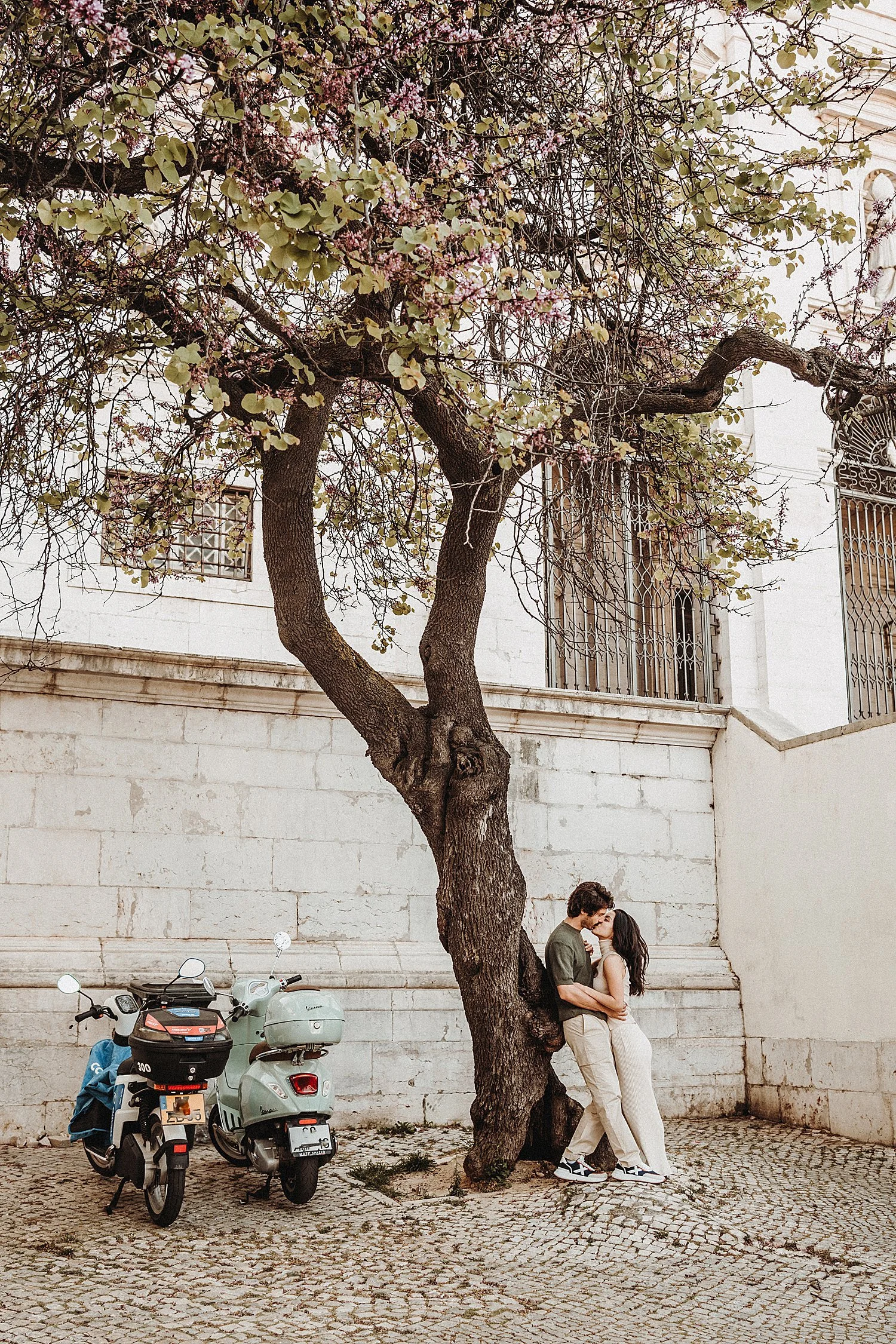 WayUpHighElopements-eloping-lisbon-portugal-elopement-photographer-elopement-planner-portugalelopement (290).jpg