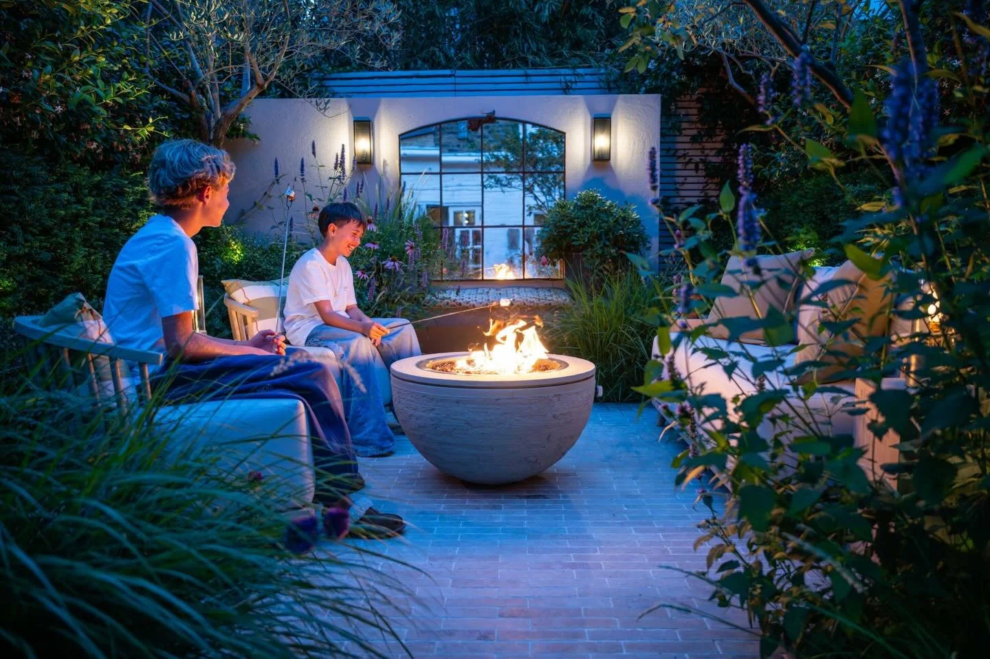 A huge thank you to the amazing landscaping teams, trusted suppliers, wonderful clients and everyone who has supported me this year! Can&rsquo;t wait to create more beautiful gardens together in 2026 🌿! From our home to yours, sending lots of love a