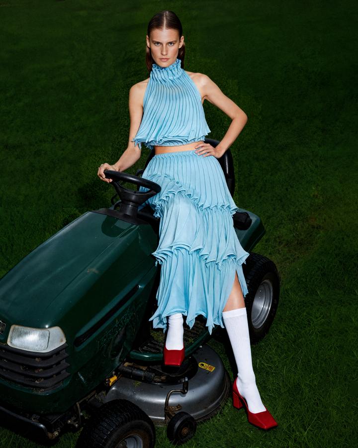 Jeannette-Bergen_Fashion_Glamorous-Garden_LowRes_07.png