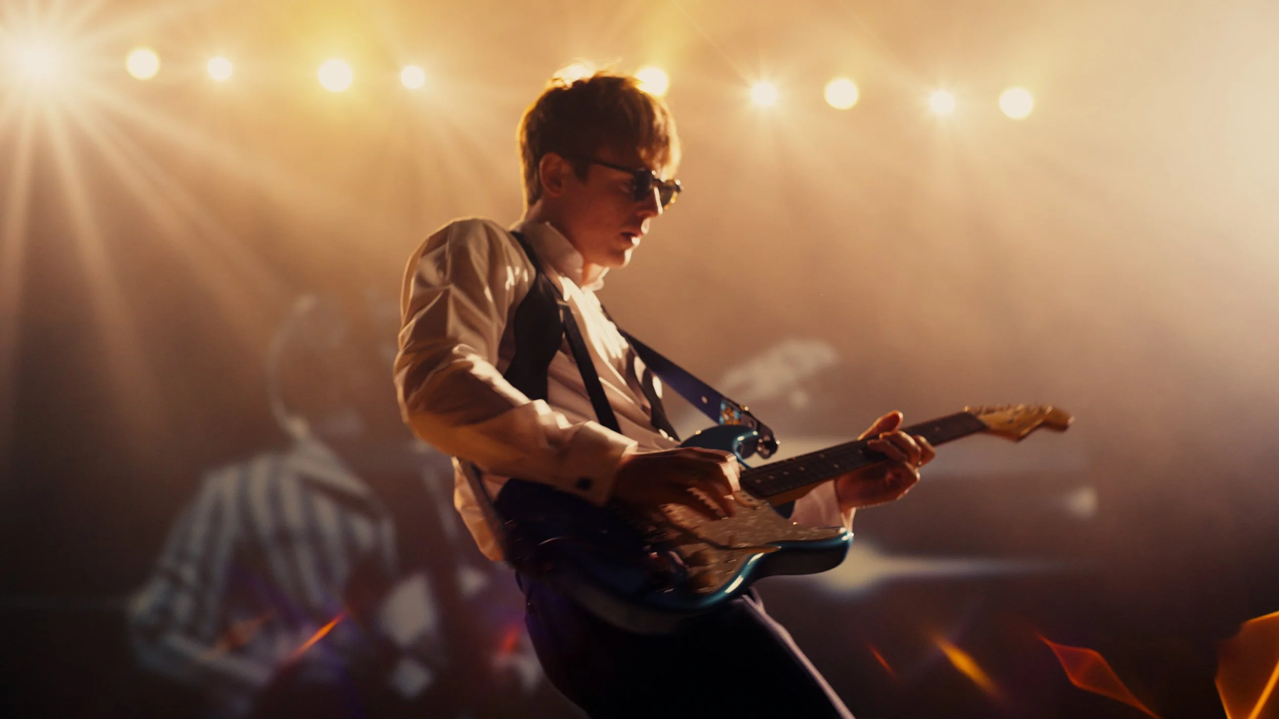 THE K'S: LIGHTS GO DOWN