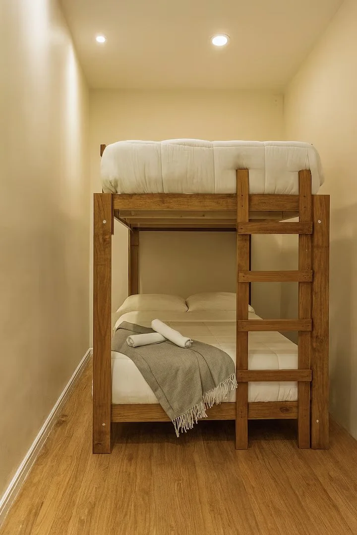 e6a5aadf-c3e1-4b1f-9b5f-cfe74156db7c copy.jpg