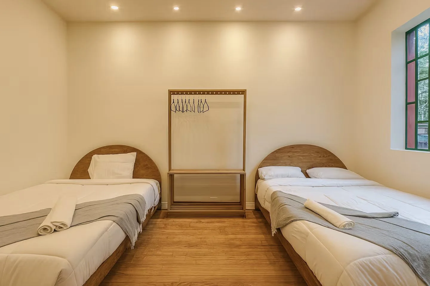 4b52d14d-d276-47c8-a8ae-9e73a0a6e0a4 copy.jpg