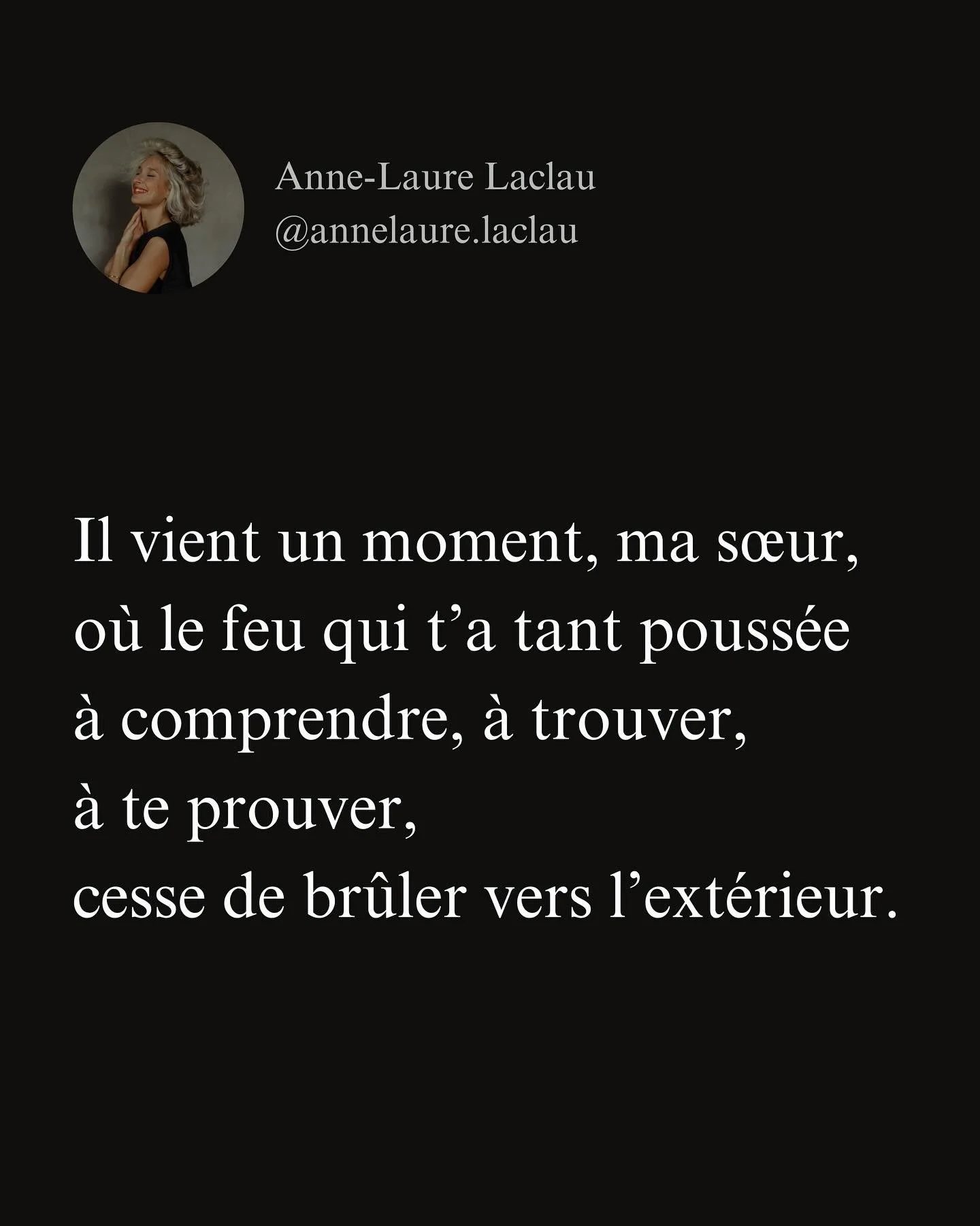 C&rsquo;est un pur bonheur pour moi de voir les femmes se redresser&hellip;

de sentir leur confiance s&rsquo;approfondir et leur lumi&egrave;re se d&eacute;ployer.

De sentir cette assise tranquille dans leur &ecirc;tre prendre racines..

De voir ce