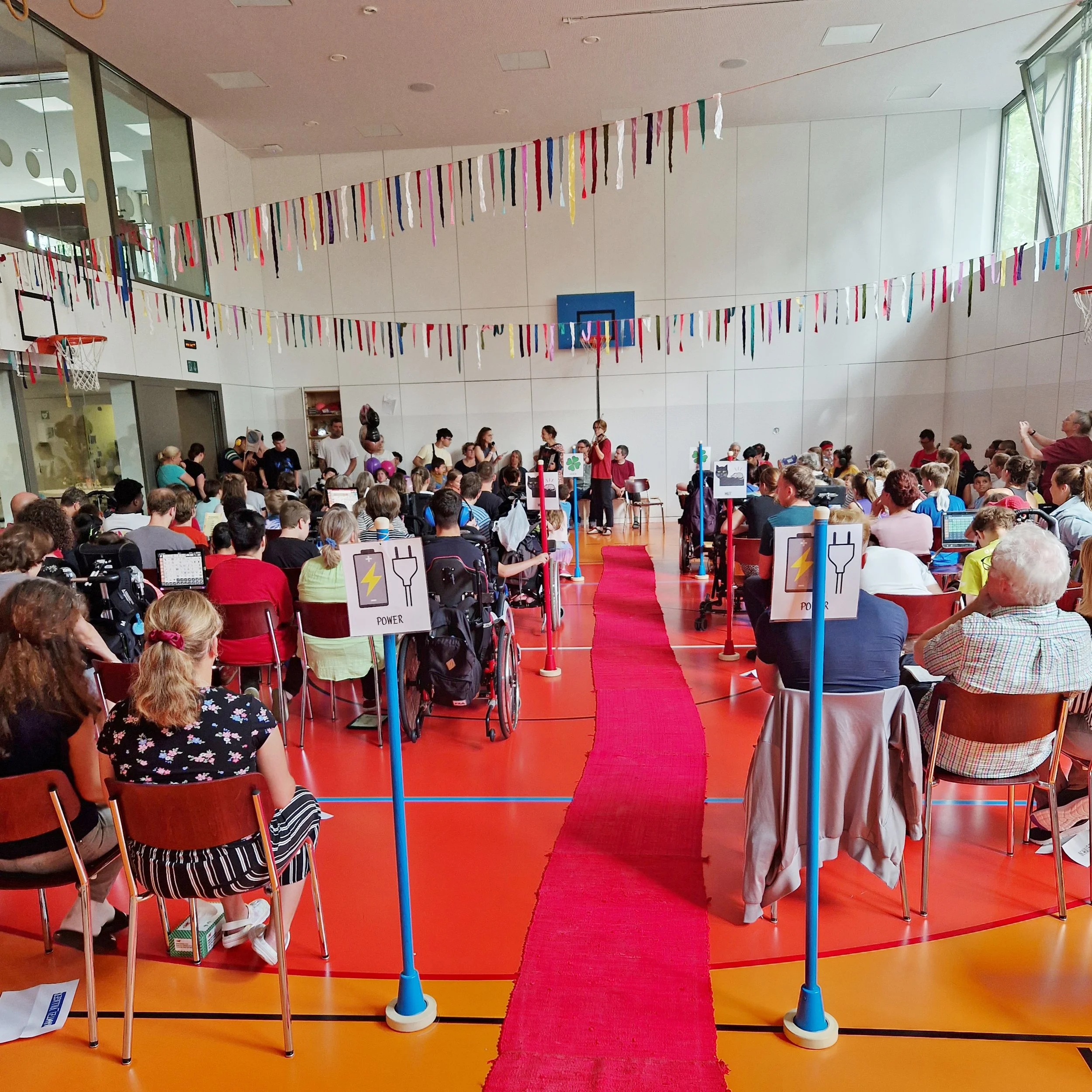 Turnhalle von hinten_Q.jpg