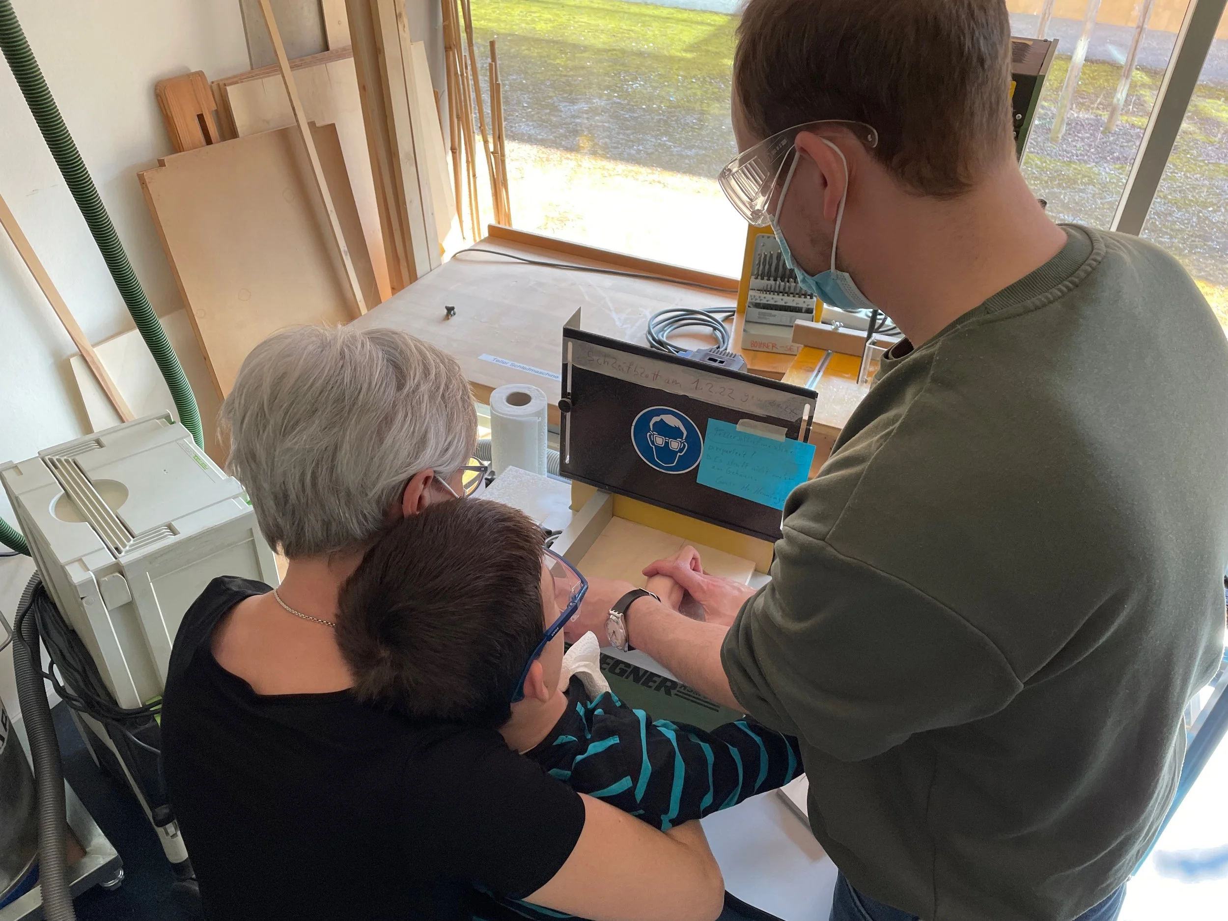 3 Tellerschleifmaschine .jpeg