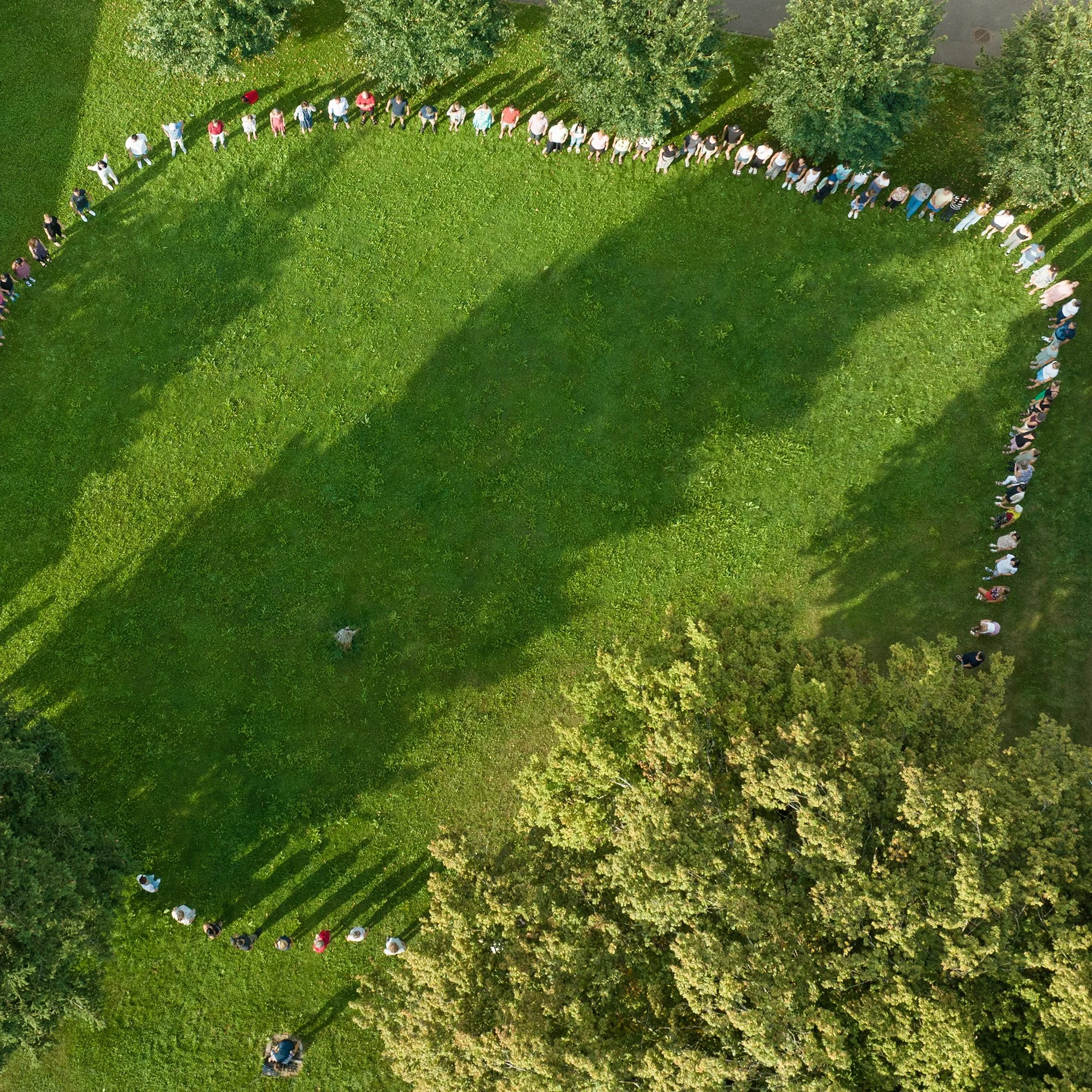 230817_maurerschule_drohne_kreis_komprimiert_Q.jpg