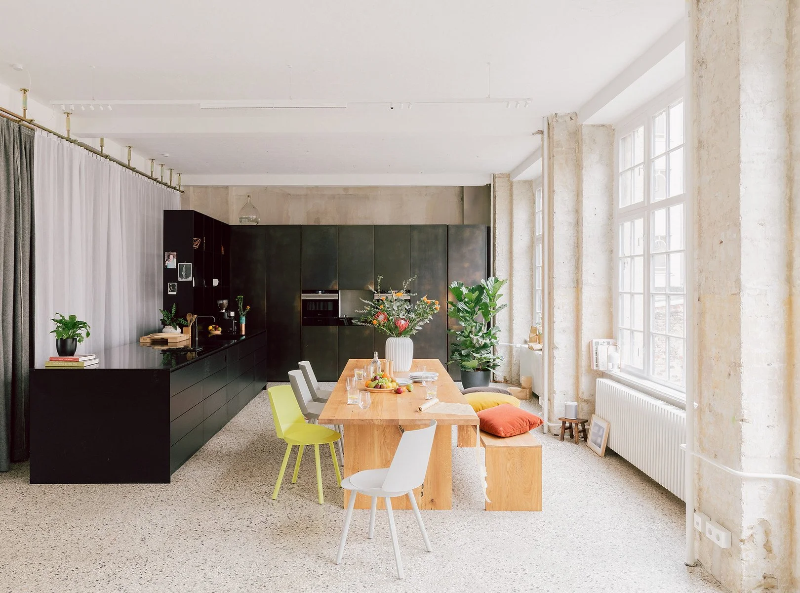 E15 ROOM STYLING | Raini Peters Interior Design Studio
