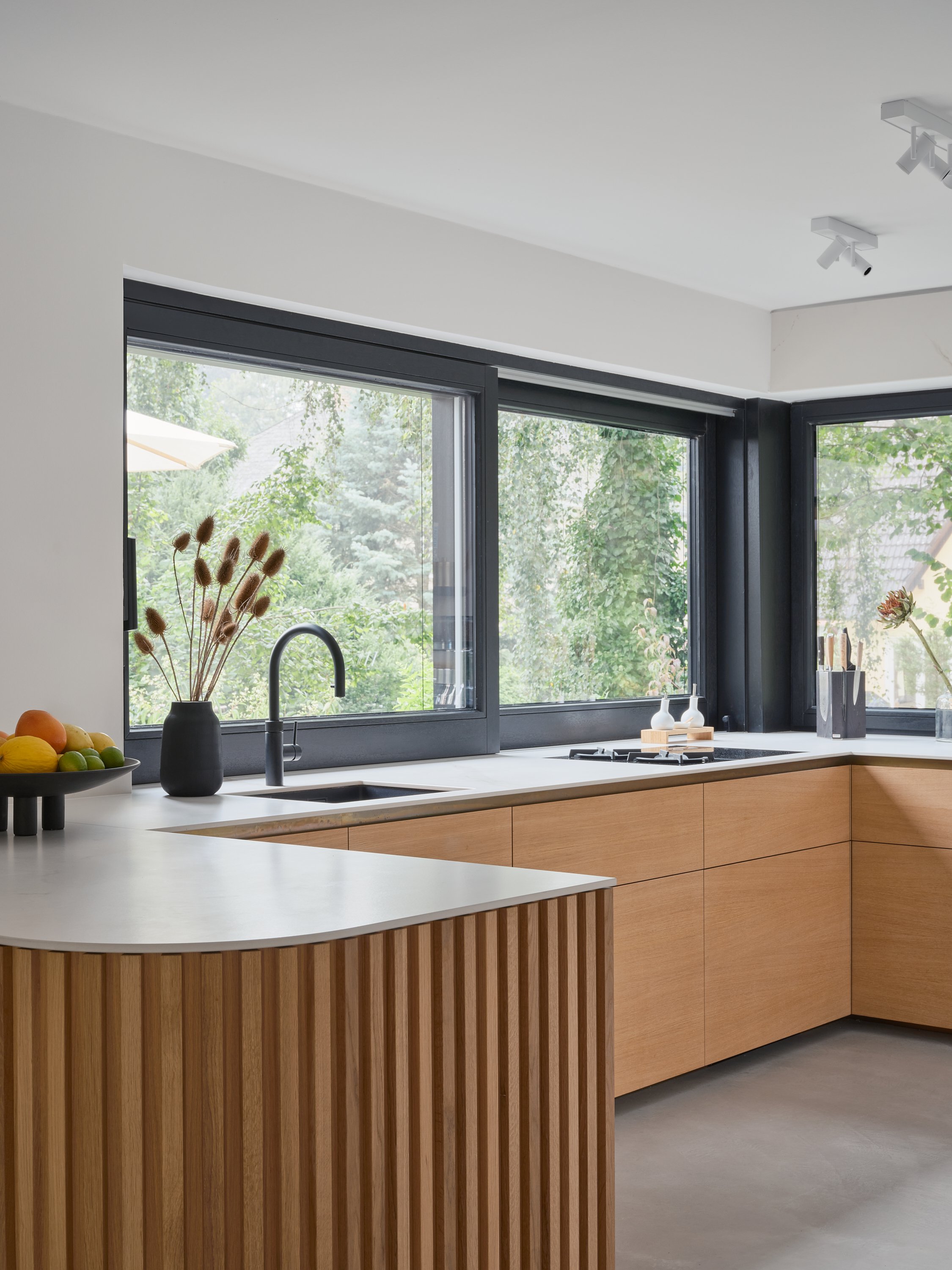 raini-peters-interior-design-styling-kitchen.jpg