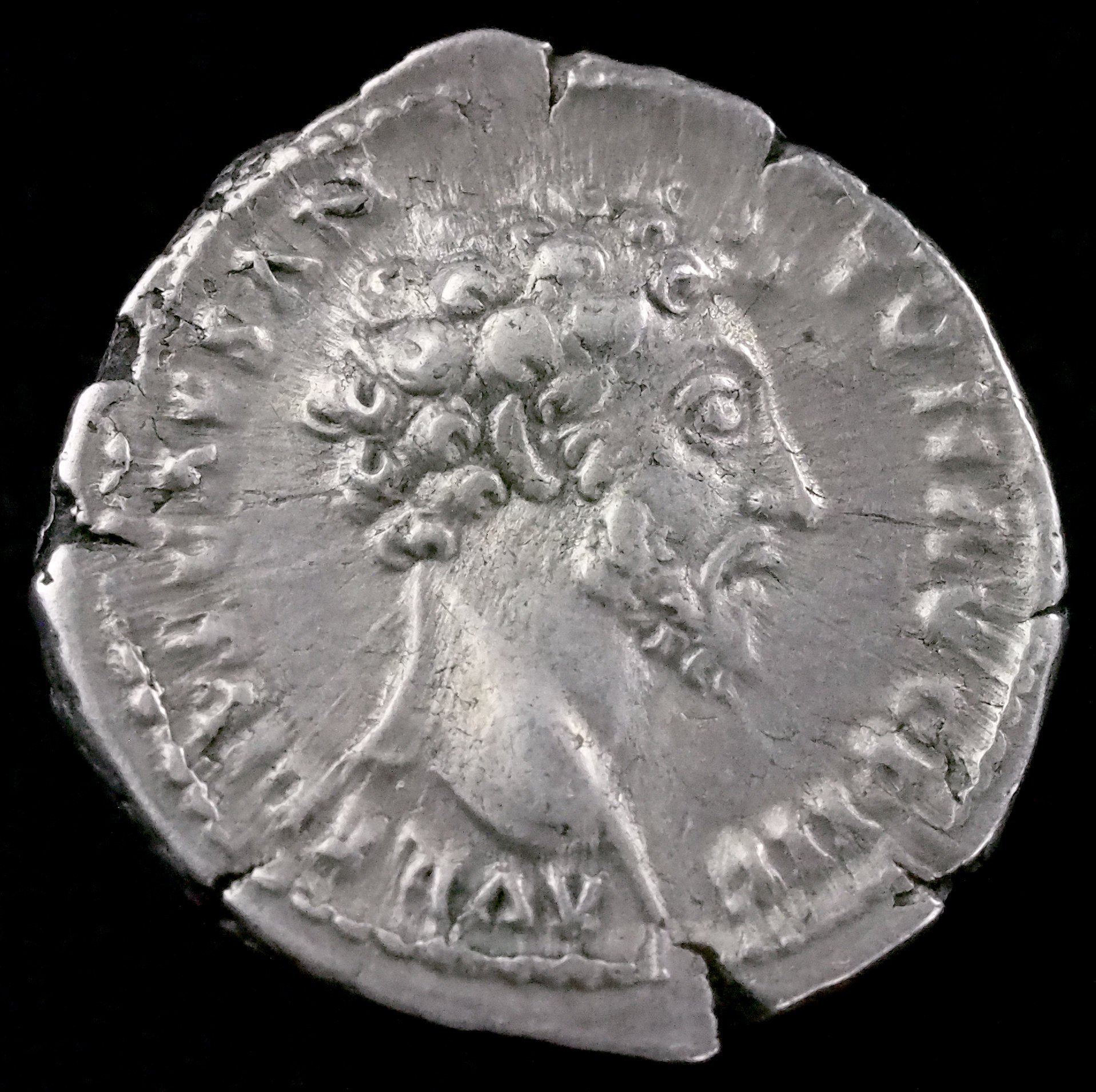 Roman Aurelius Denarius.jpg