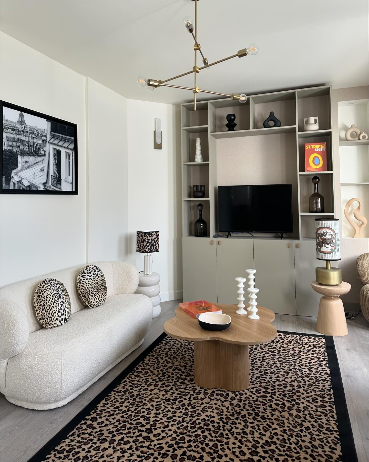 🐆 Cheetah living room 🐆

Le salon de notre chantier rue Marbeuf