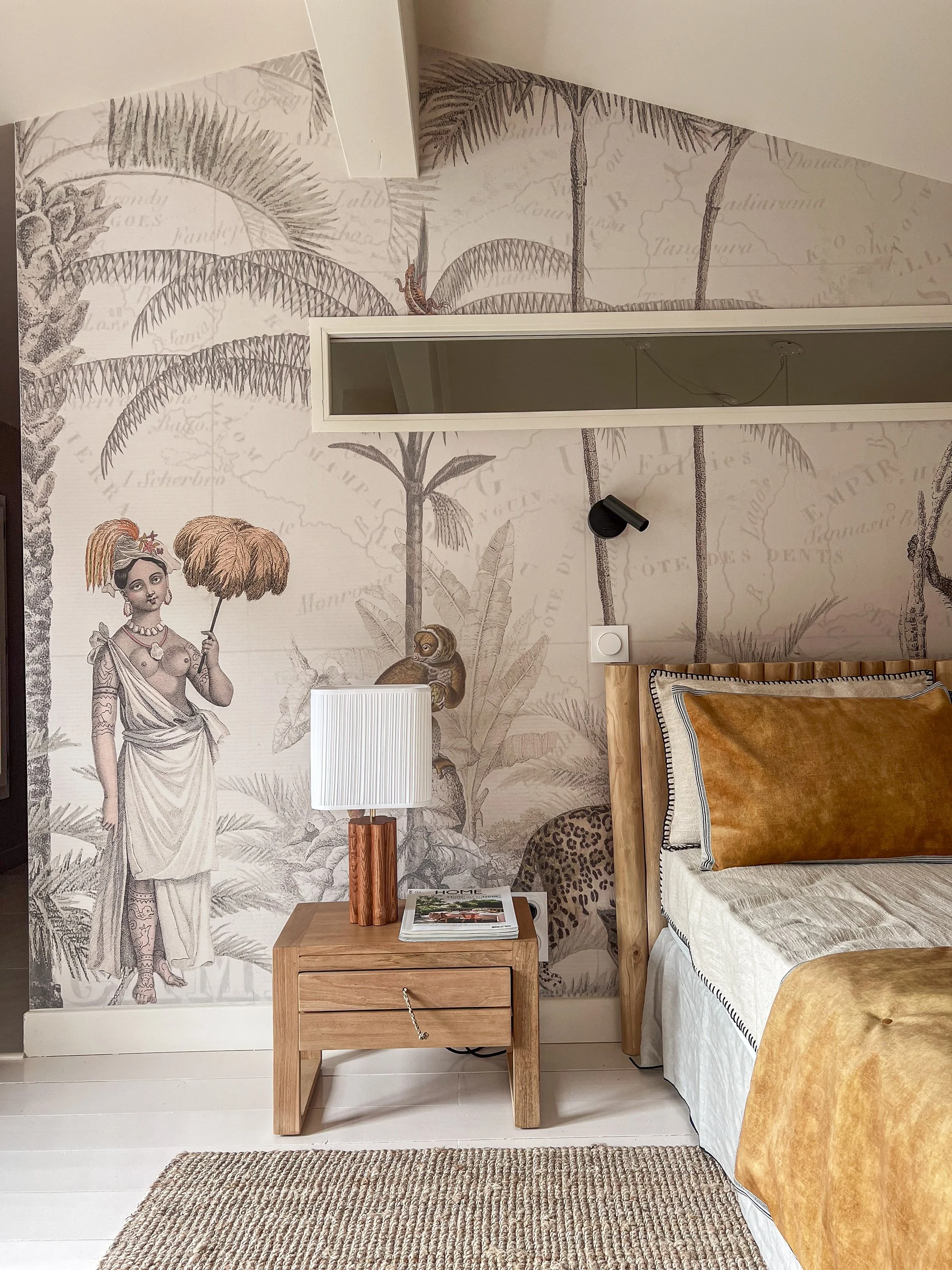 chambre-detail-decor-vert-bois-maison-caumont.jpg