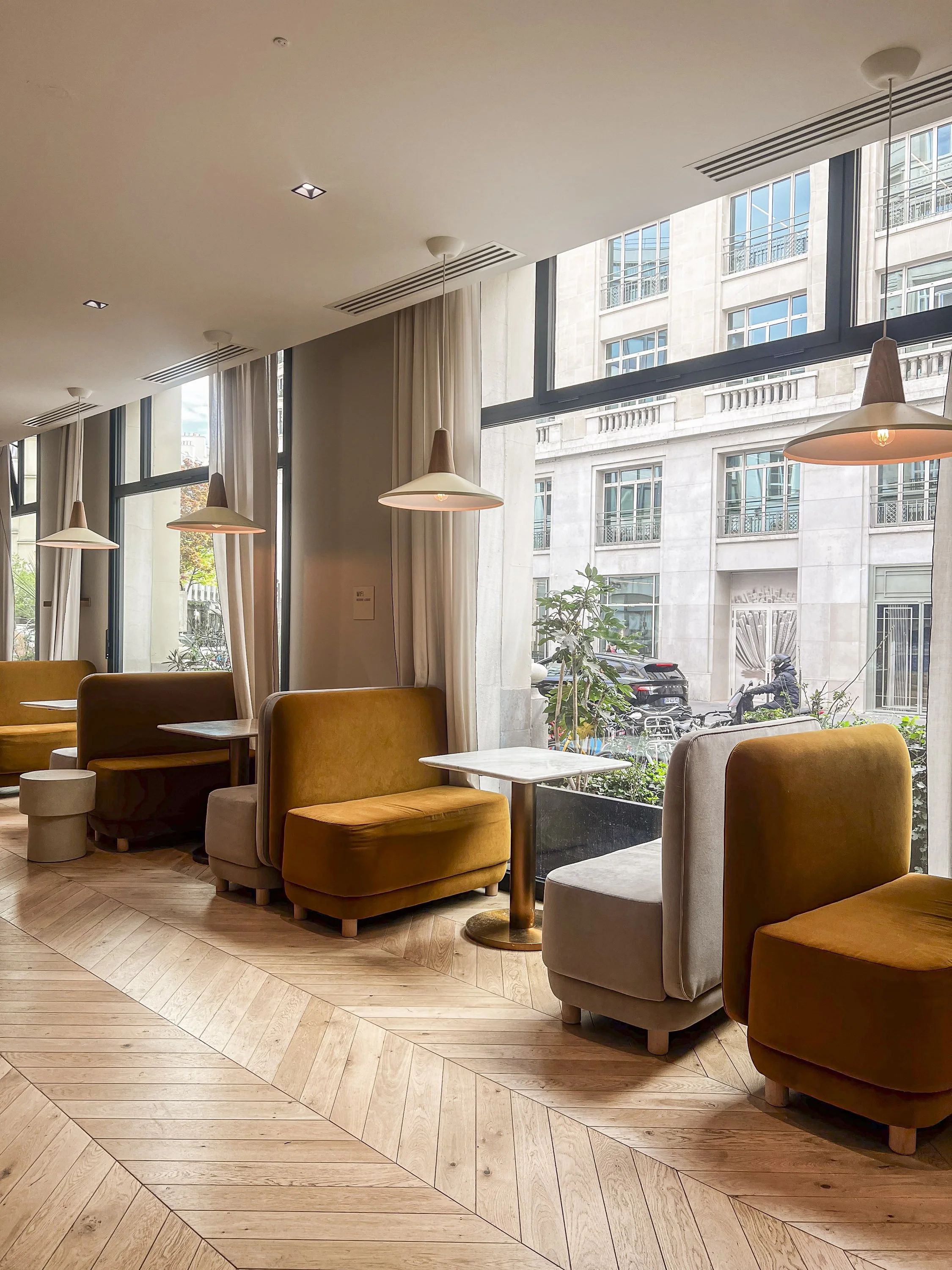 espace-coworking-assise-louvre-maison-caumont.jpg