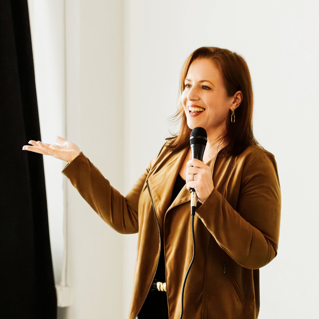 How to Build a High-Impact Sales + Marketing Alignment (That Actually Works!): Expert Insights from Gabe Lullo