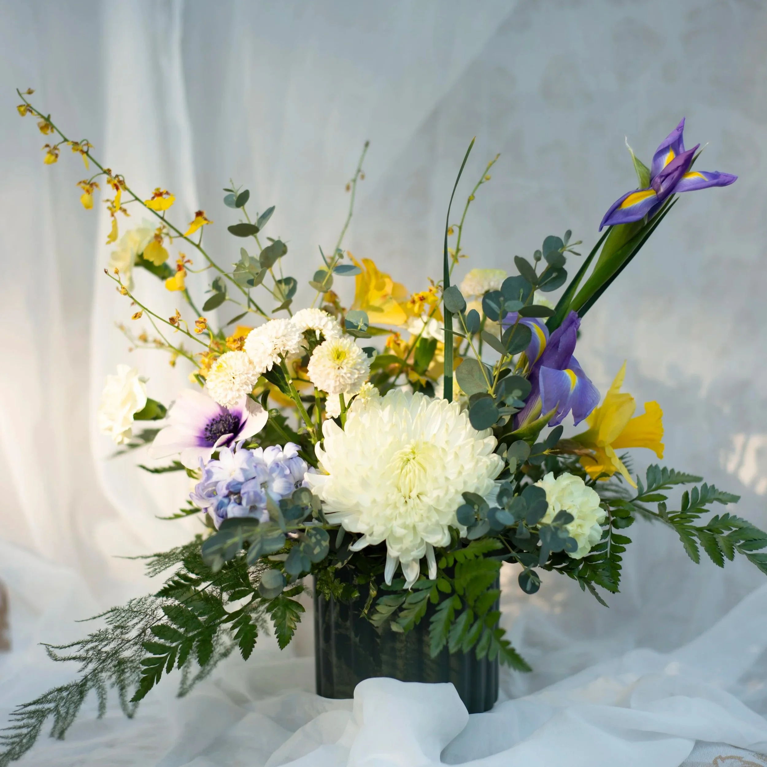 flowers, floral arrangement, bouquet