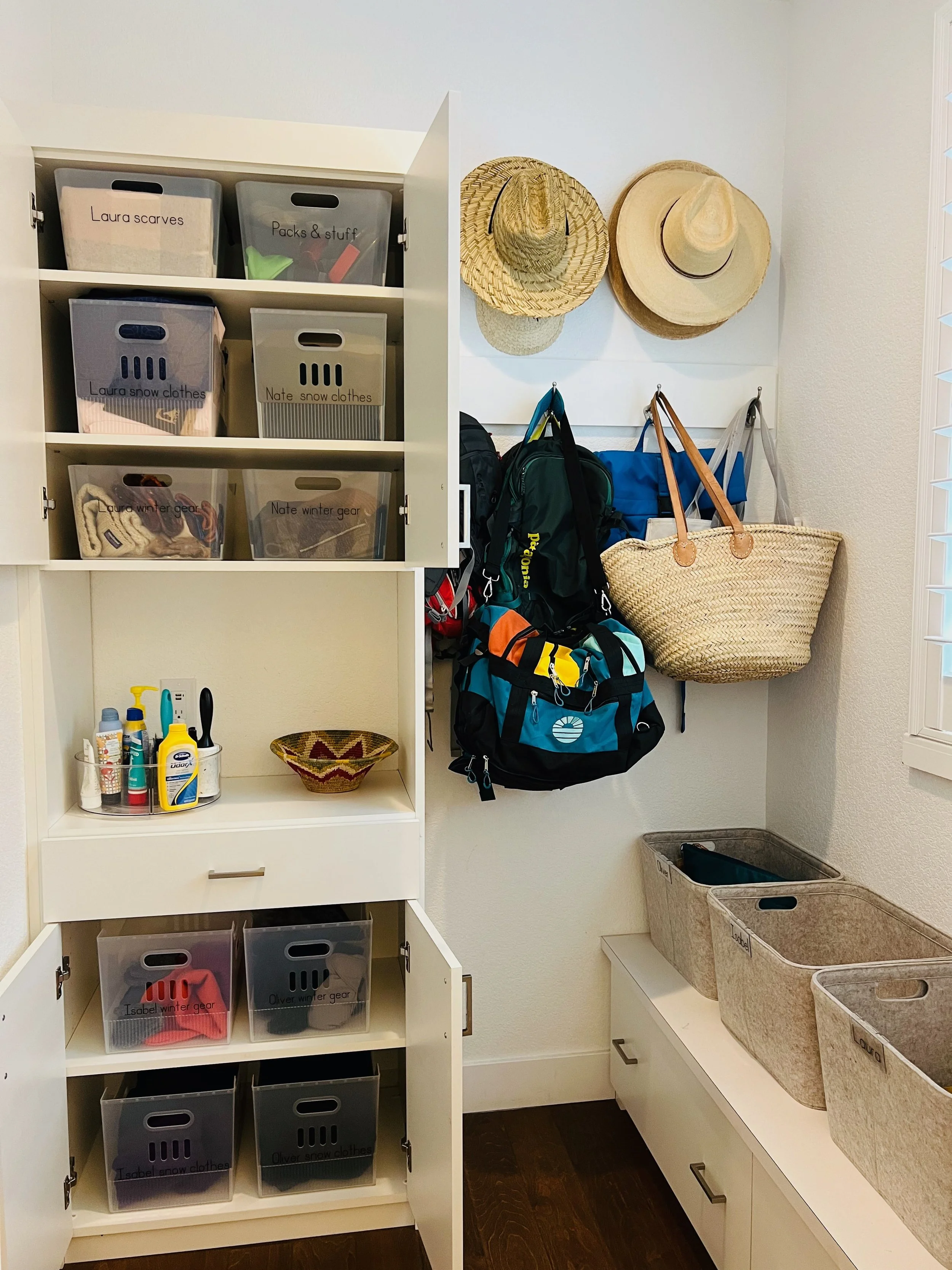 HOMES & GARDENS - June 2025 - "This targeted outdoors-themed summer decluttering session will quickly streamline vital areas and banish resentment that your limited time is being wasted"