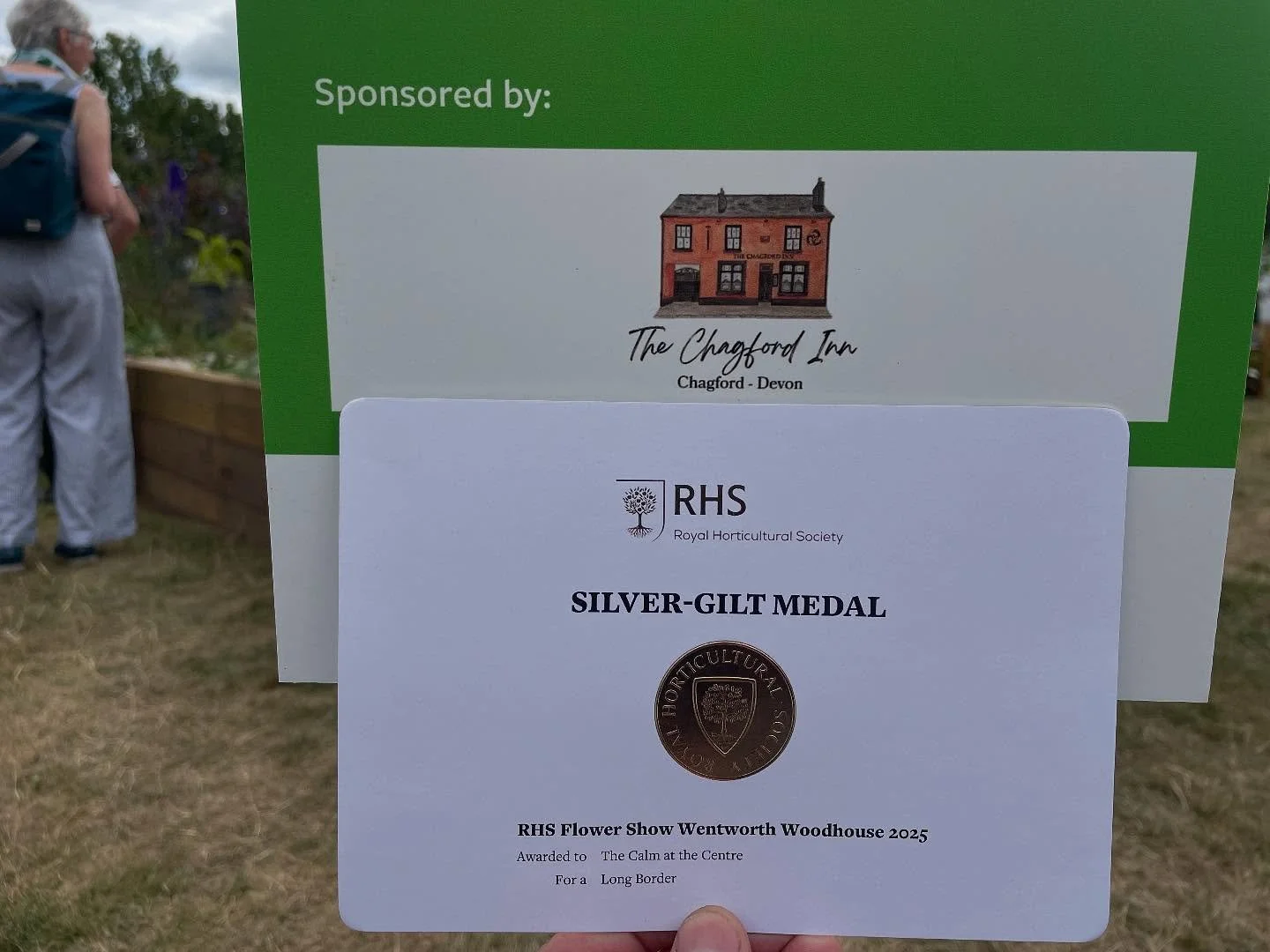 Well that was a delightful day&hellip;very (very very) surprised and honoured to be awarded a silver gilt medal at RHS Wentworth Woodhouse today!
Truly wonderful to see all the exhibitors completely relax after the awards and then we all got to pile 