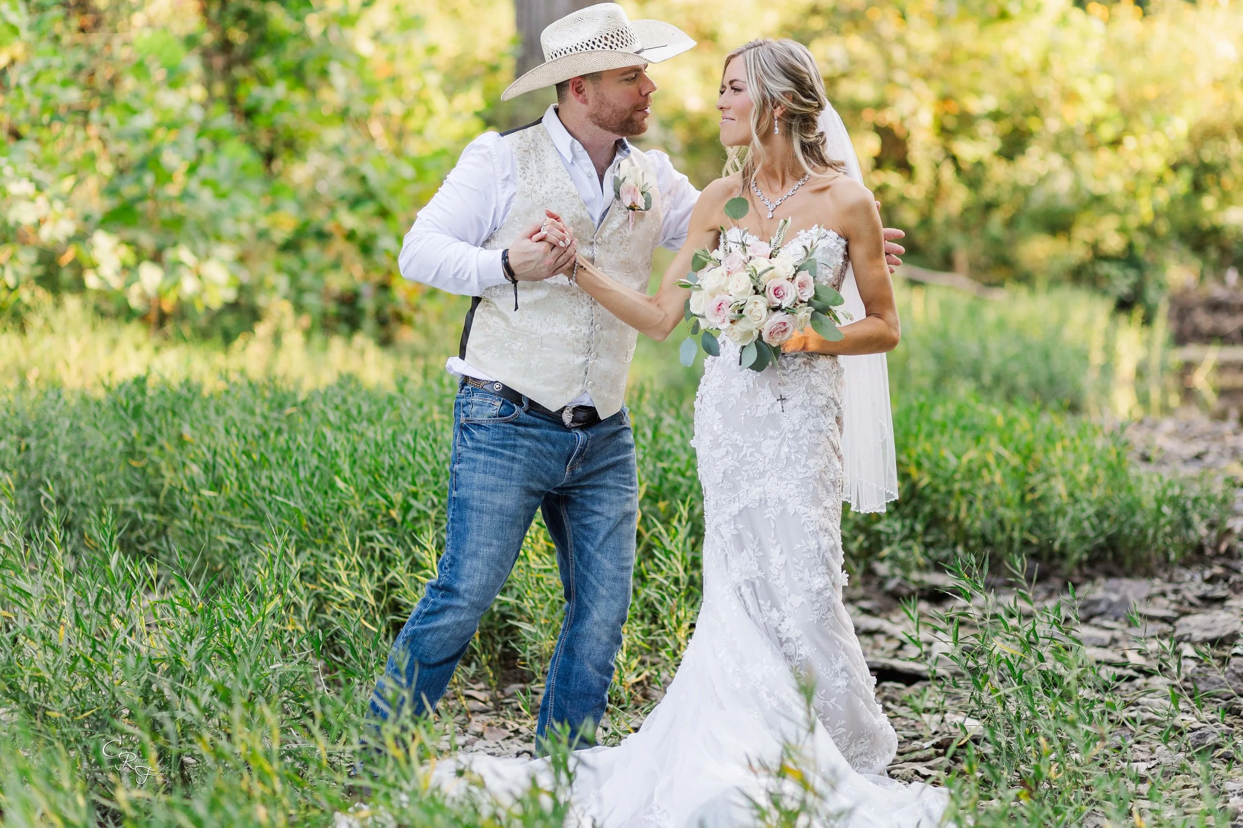 6 Bride & Groom (116).jpg