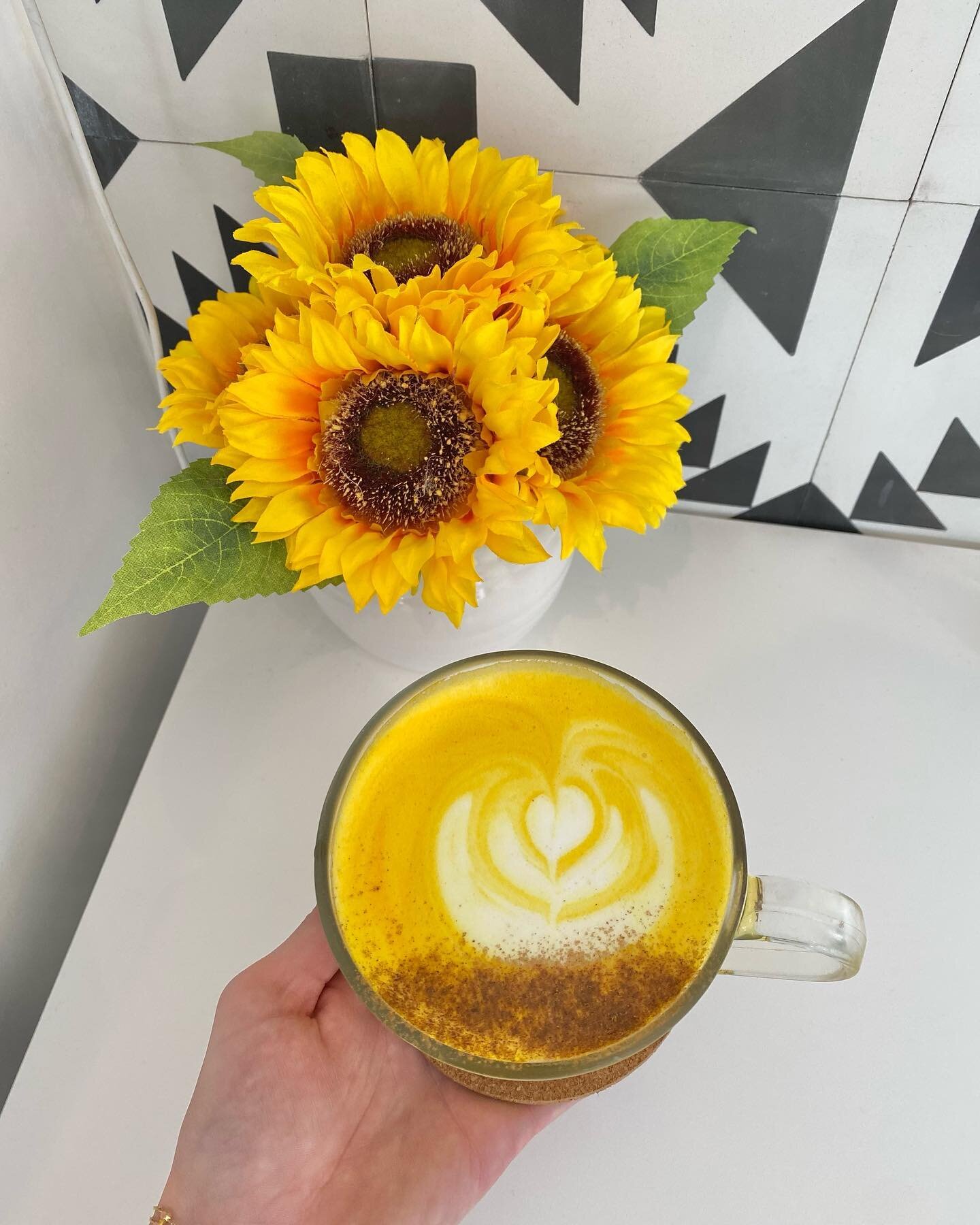 💎 of the day: @avotoastysf 

Have you been to this San Francisco hidden gem? They&rsquo;ve got turmeric lattes, avo toasties and more! And you can certainly count on getting an Instaworthy pic😀