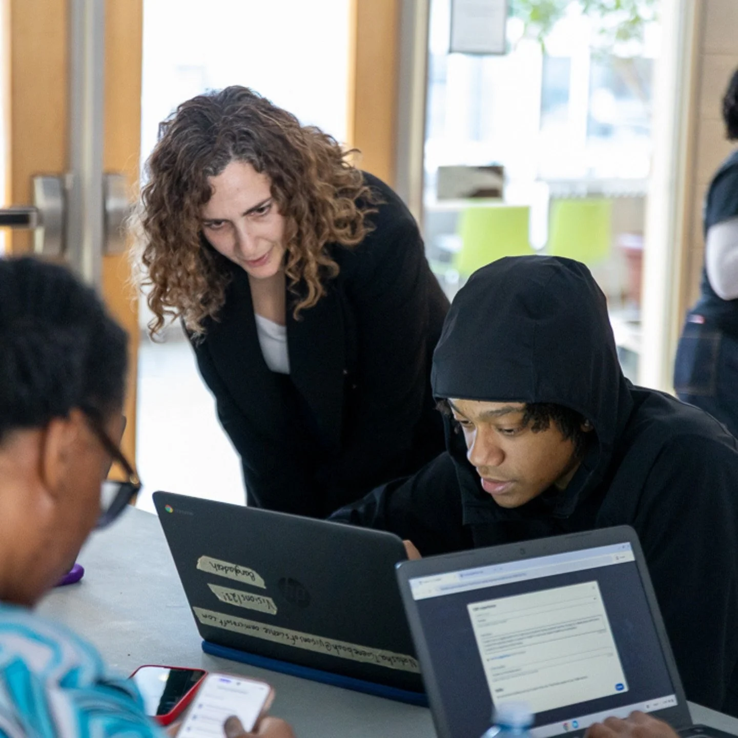 Last month our Visions staff invited @cibc to conduct a professional development session with our grade 10 to postsecondary youth. They were led through a series of workshops to develop elevator pitches, resumes, LinkedIn profiles, and participated i
