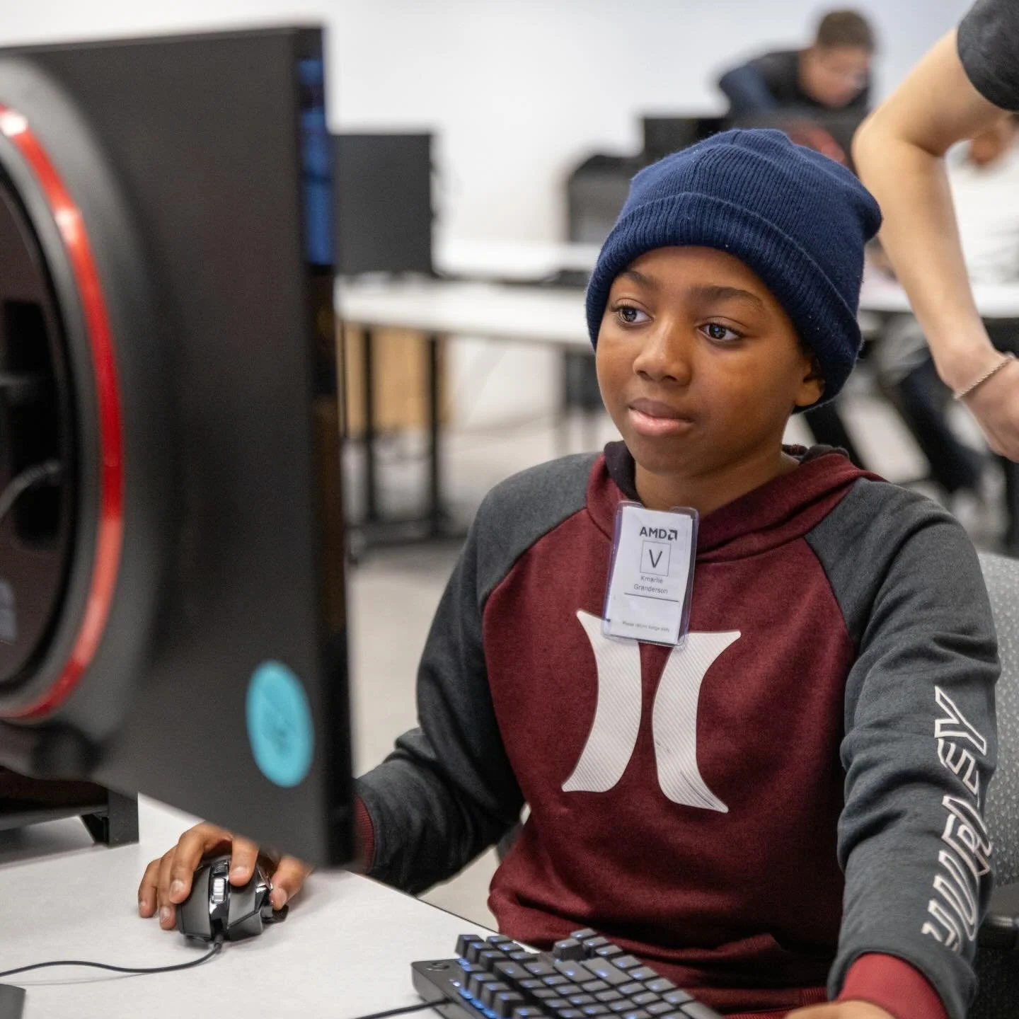 STEM Academy youth&mdash;our school-based program that connects classroom concepts to real-world innovation&mdash;visited @amd last month for an experiential learning trip. The day featured a PC building workshop and a tour of the new AMD space.

Par
