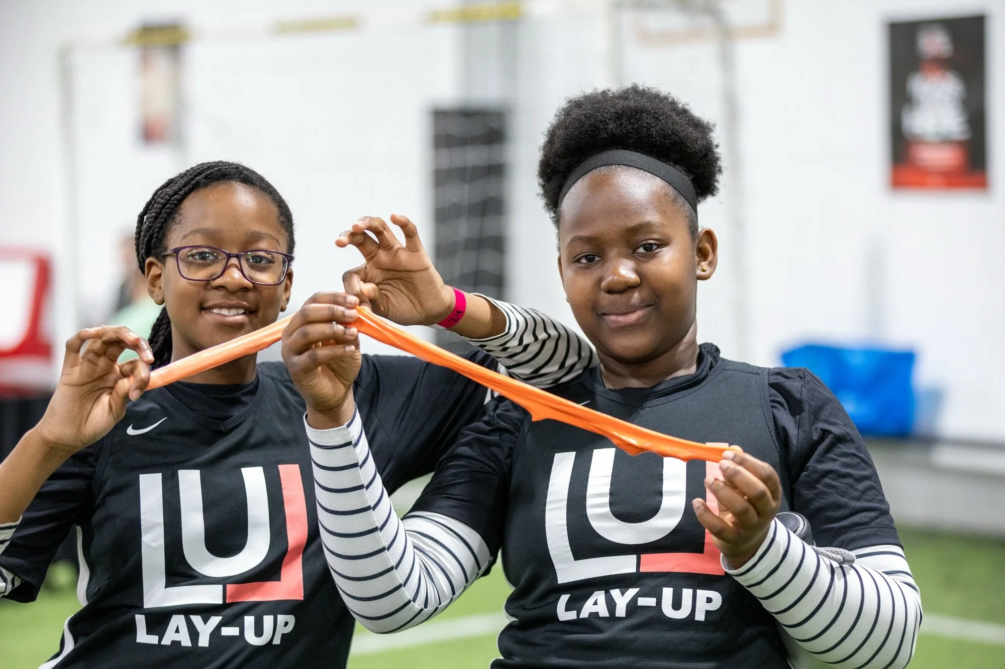 Big hoops and bigger chemistry! 🧪🏀

Visions had an incredible time popping up at the @layup_basketball 3x3 House League Championship in Scarborough! While the youth were locked in on the court, we were locked in at the lab station exploring the sci