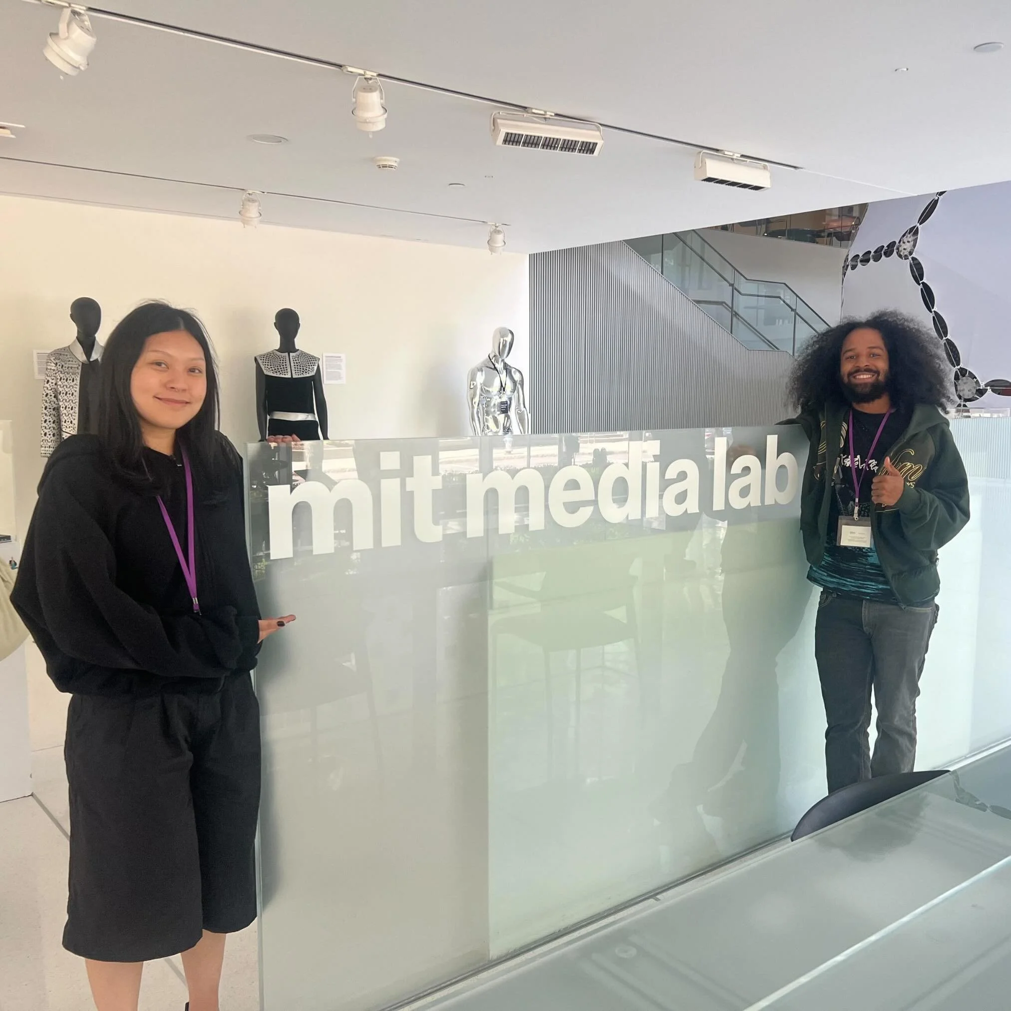 Last week, two of our team members, Zarah &amp; Ale, spent the week in Boston for @clubhousenetwork&lsquo;s Immersion Week training in preparation for the launch of the new 𝗕𝗲𝘀𝘁 𝗕𝘂𝘆 𝗧𝗲𝗲𝗻 𝗧𝗲𝗰𝗵 𝗖𝗲𝗻𝘁𝗿𝗲 𝗮𝘁 𝗩𝗶𝘀𝗶𝗼𝗻𝘀 𝗼𝗳 𝗦𝗰?