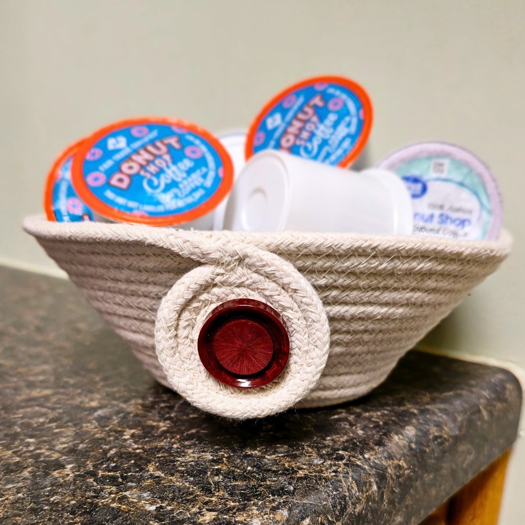 *New class alert!!*
Ever wanted to learn how to sew rope? Here's your chance! Check out our website to sign up for Ann's latest class -- Sewn Rope Bowls!