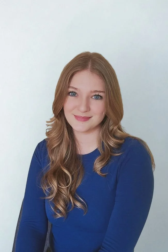 Jenna Stewart Headshot
