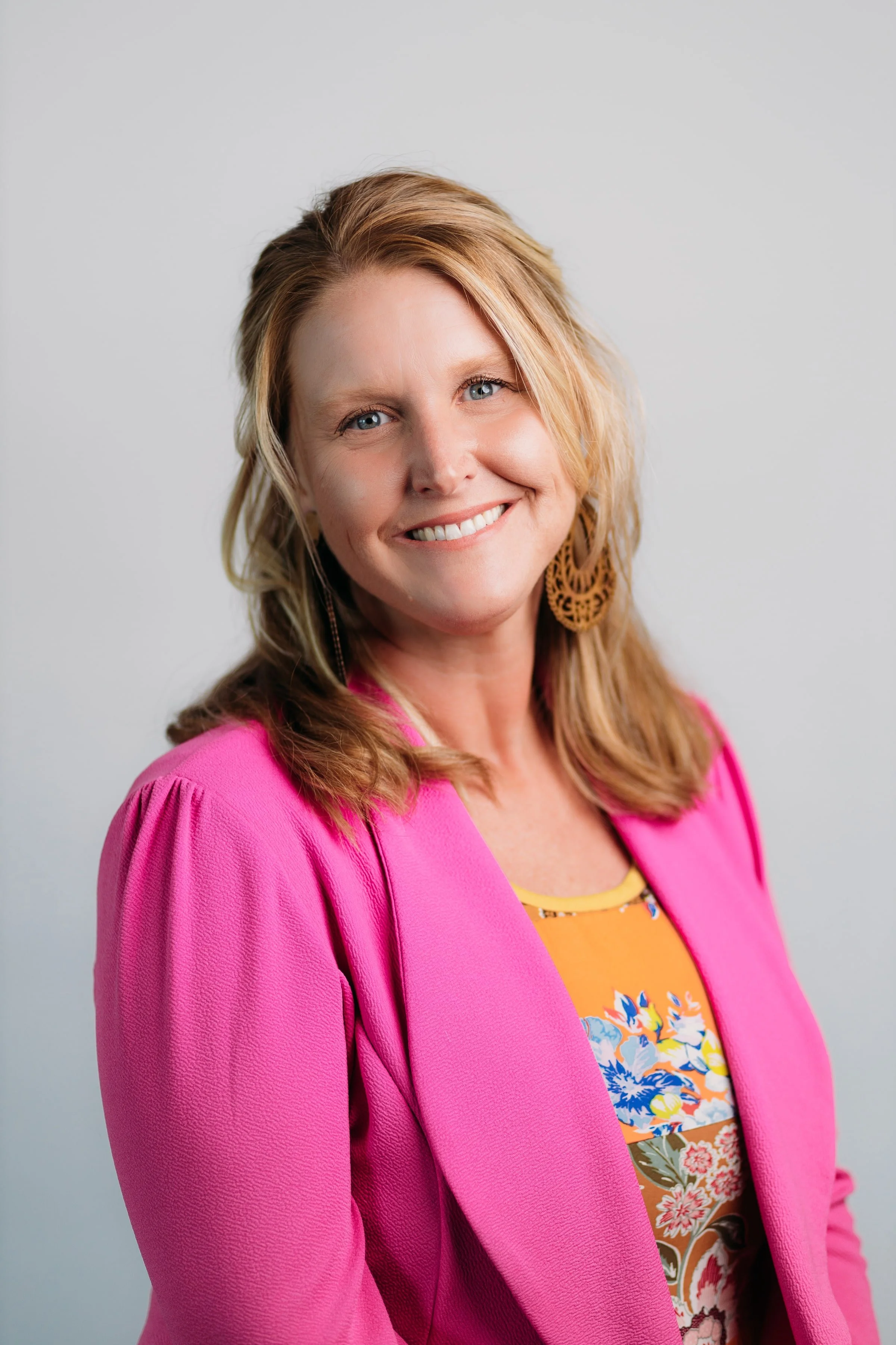 Jennifer Buckler Headshot