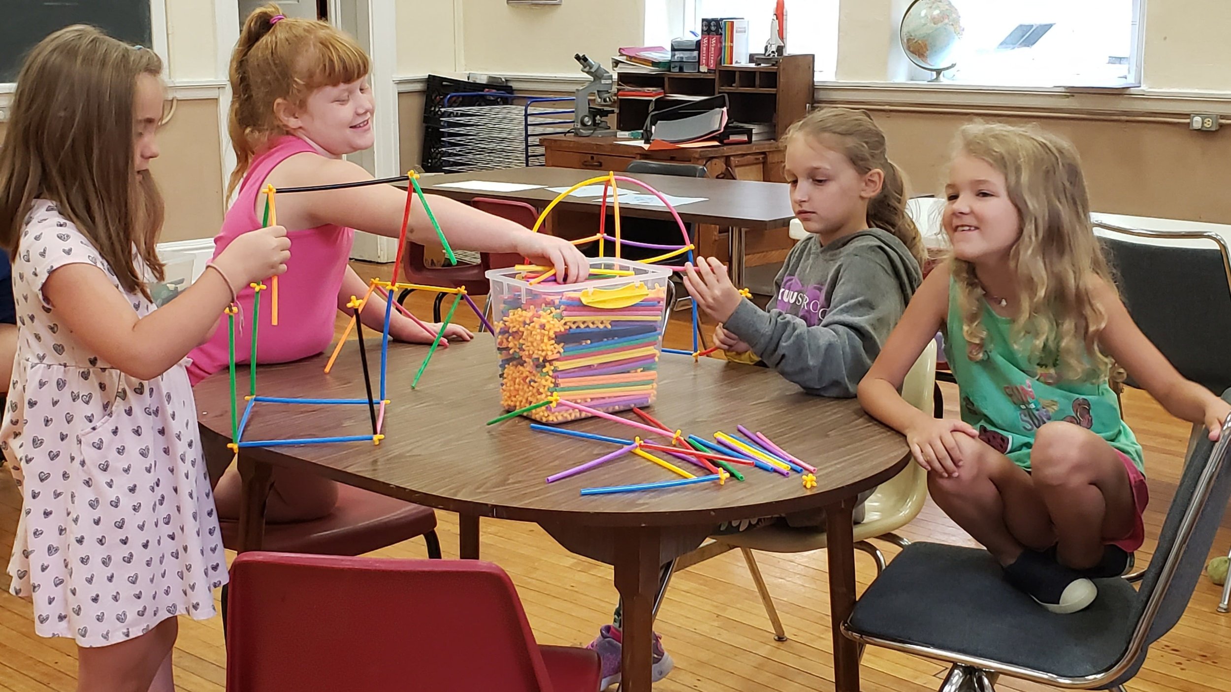 Kids Building-min.jpg