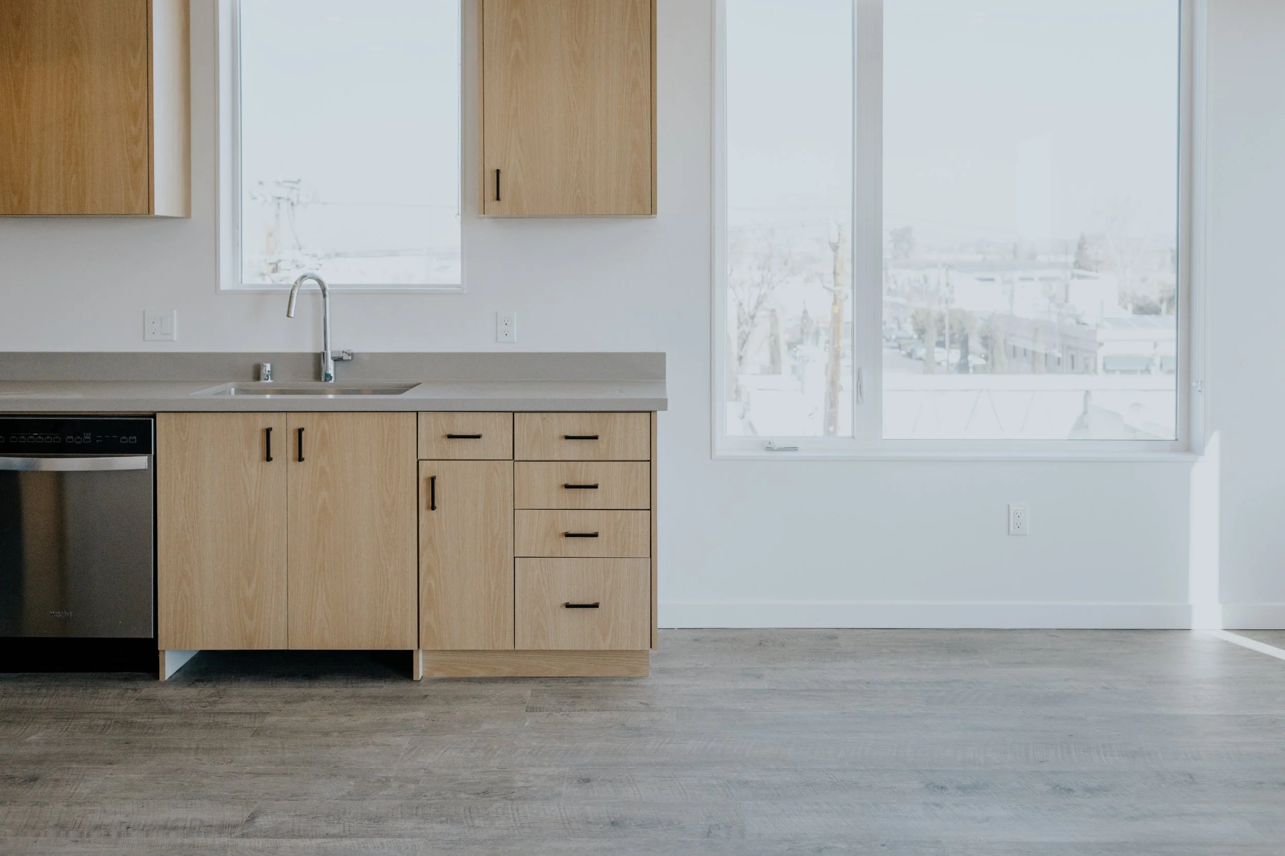 Modern Kitchen and Expansive Casement Windows